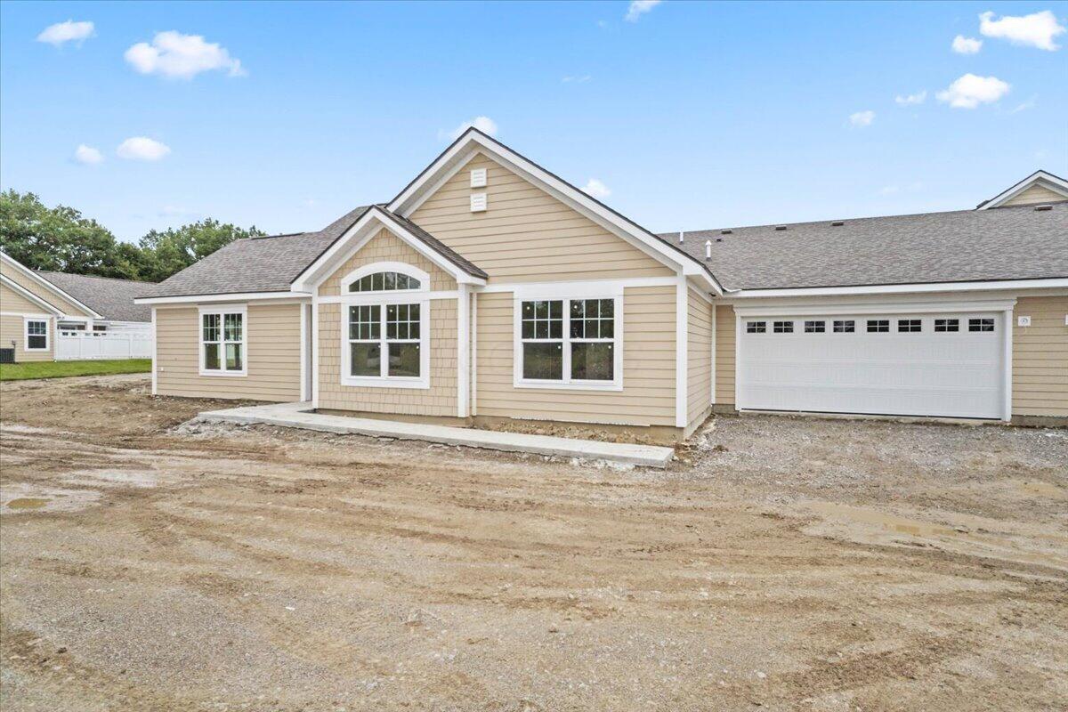 151 Narragansett Drive Property Photo 5