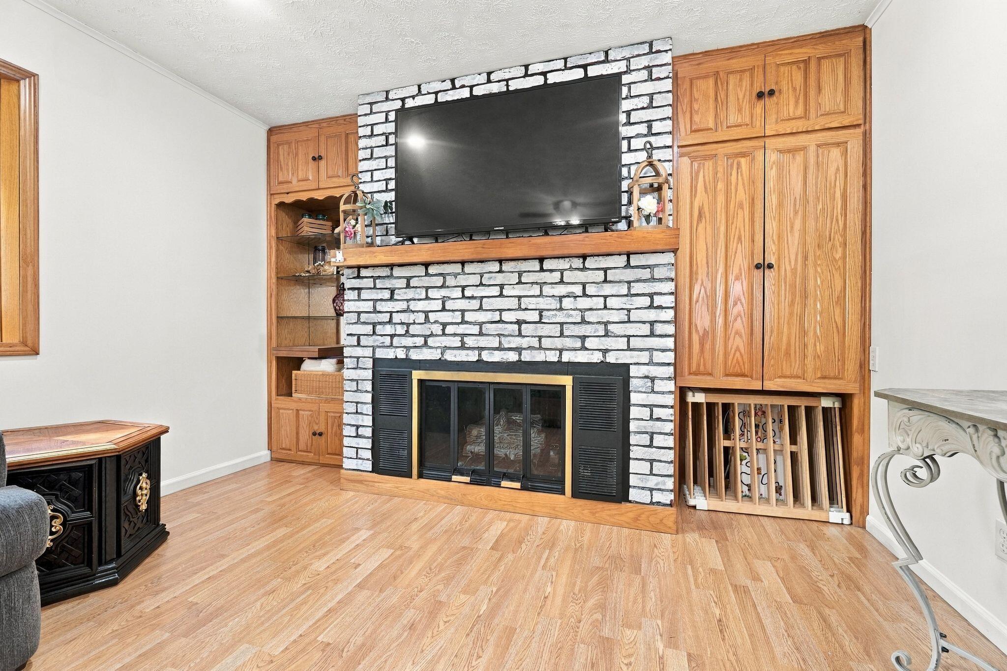 471 E Center Street Property Photo 16