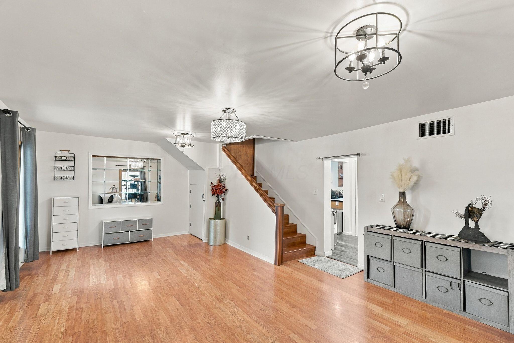471 E Center Street Property Photo 18
