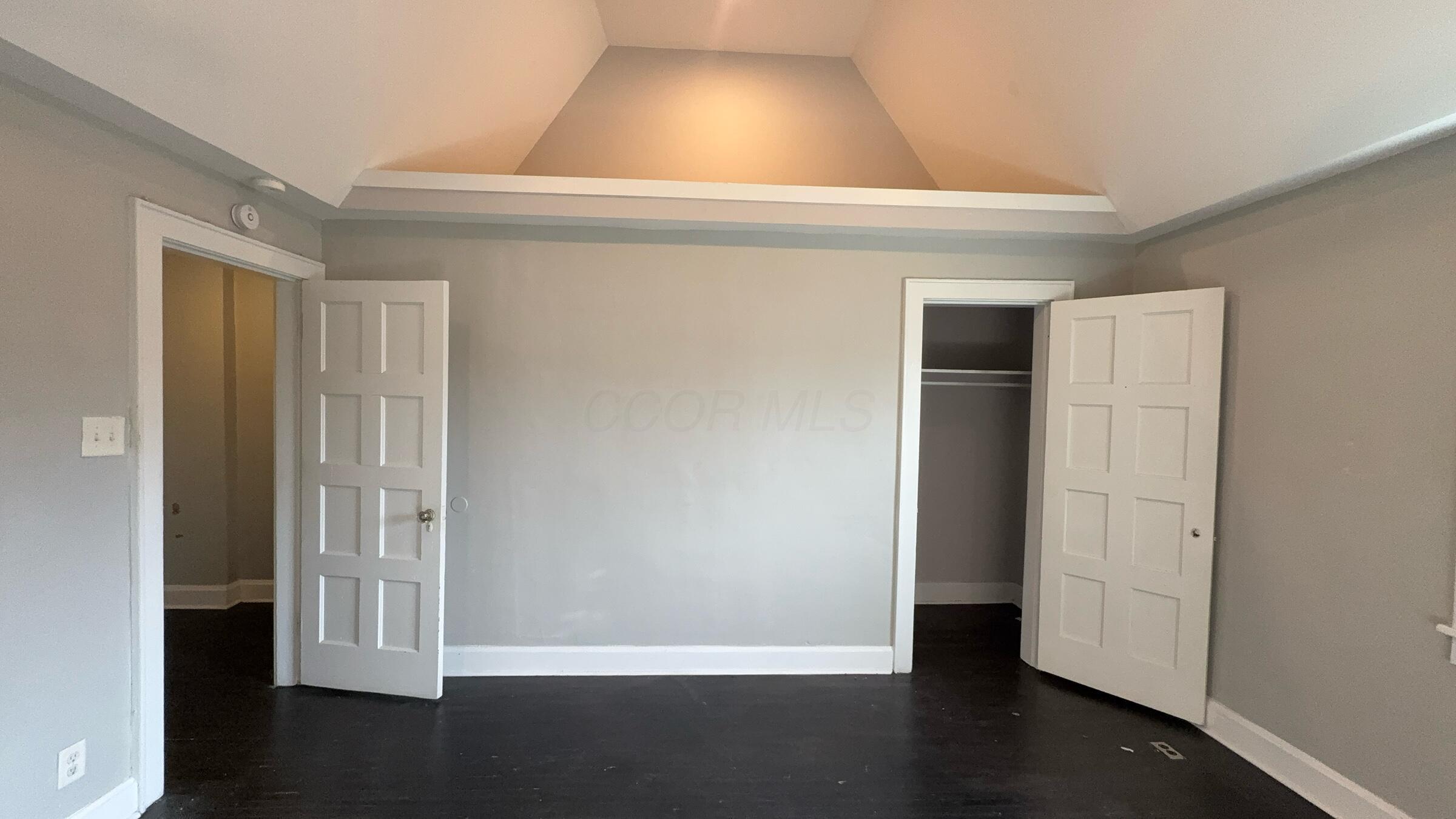 1652 E Sycamore Street Property Photo 24