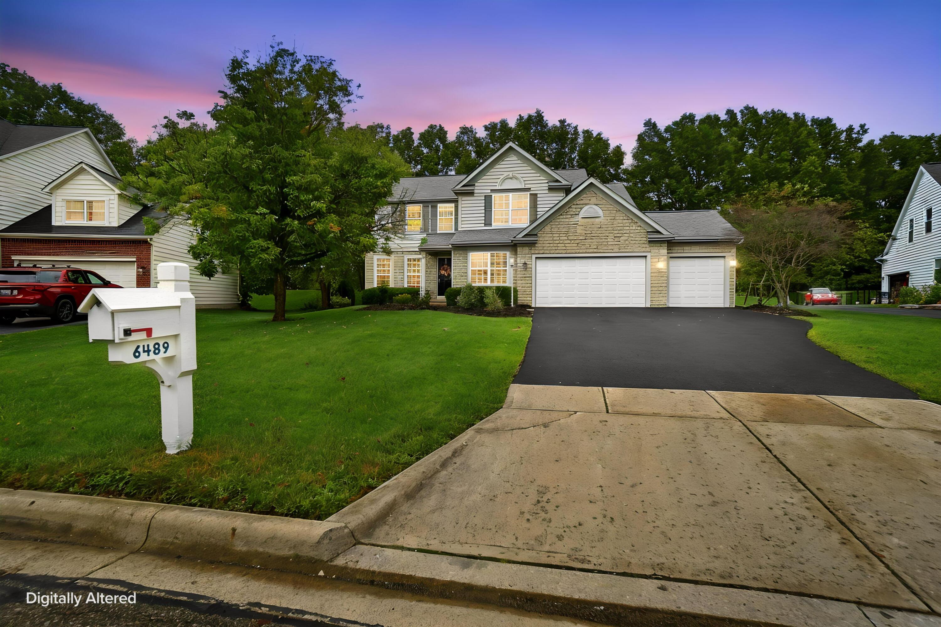 6489 Hermitage Drive Property Photo 1