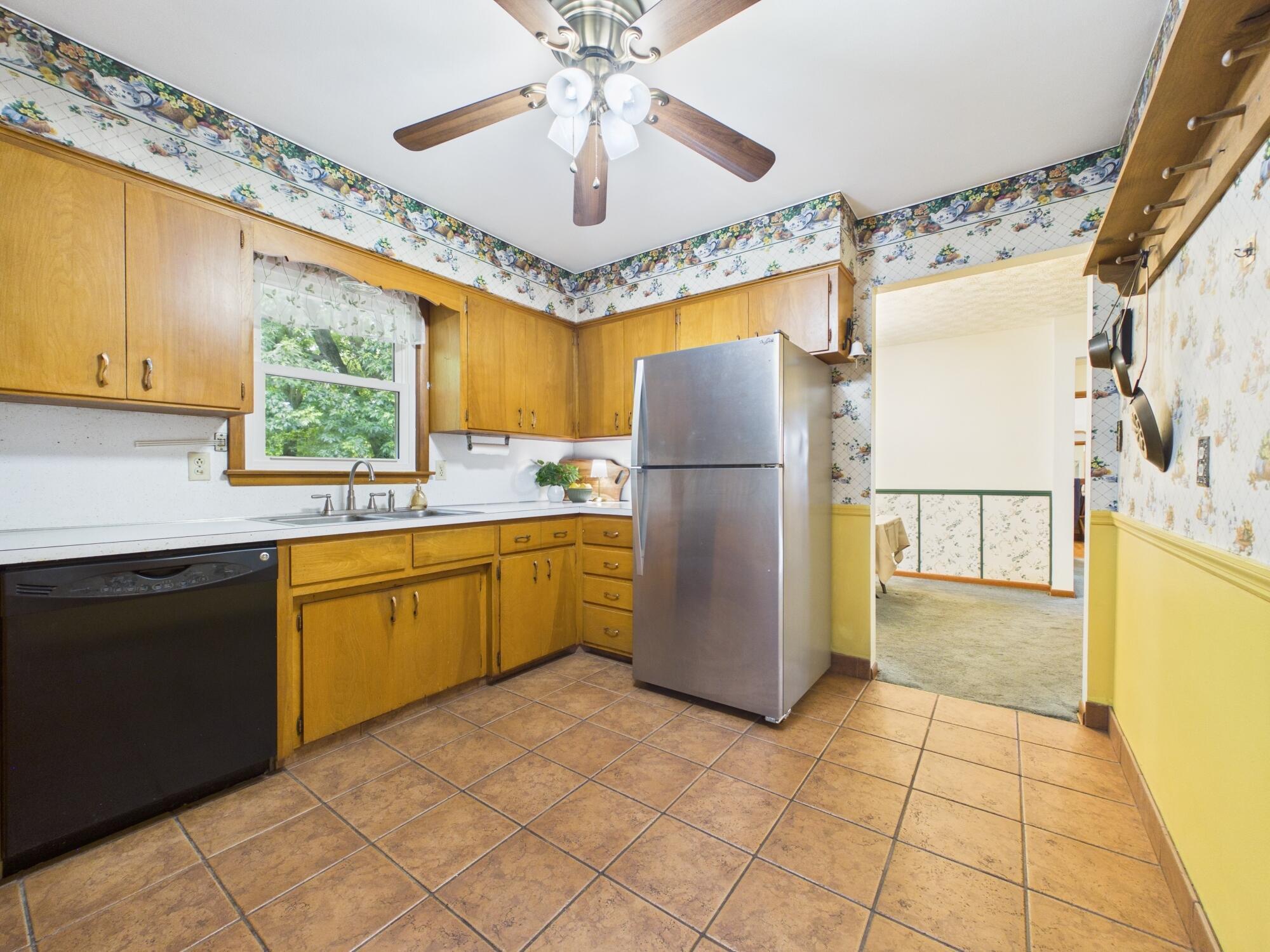 914 Rutter Avenue Property Photo 22
