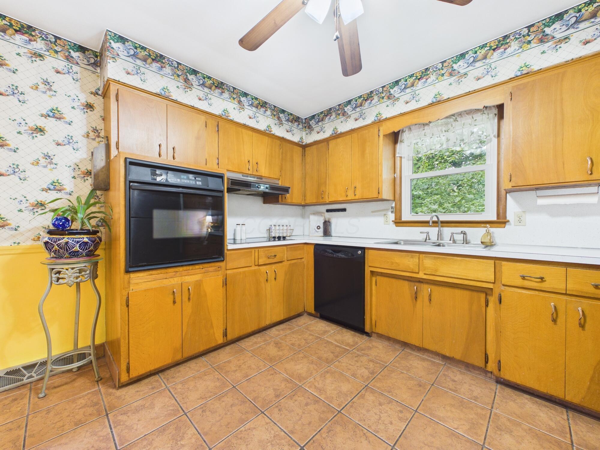 914 Rutter Avenue Property Photo 23
