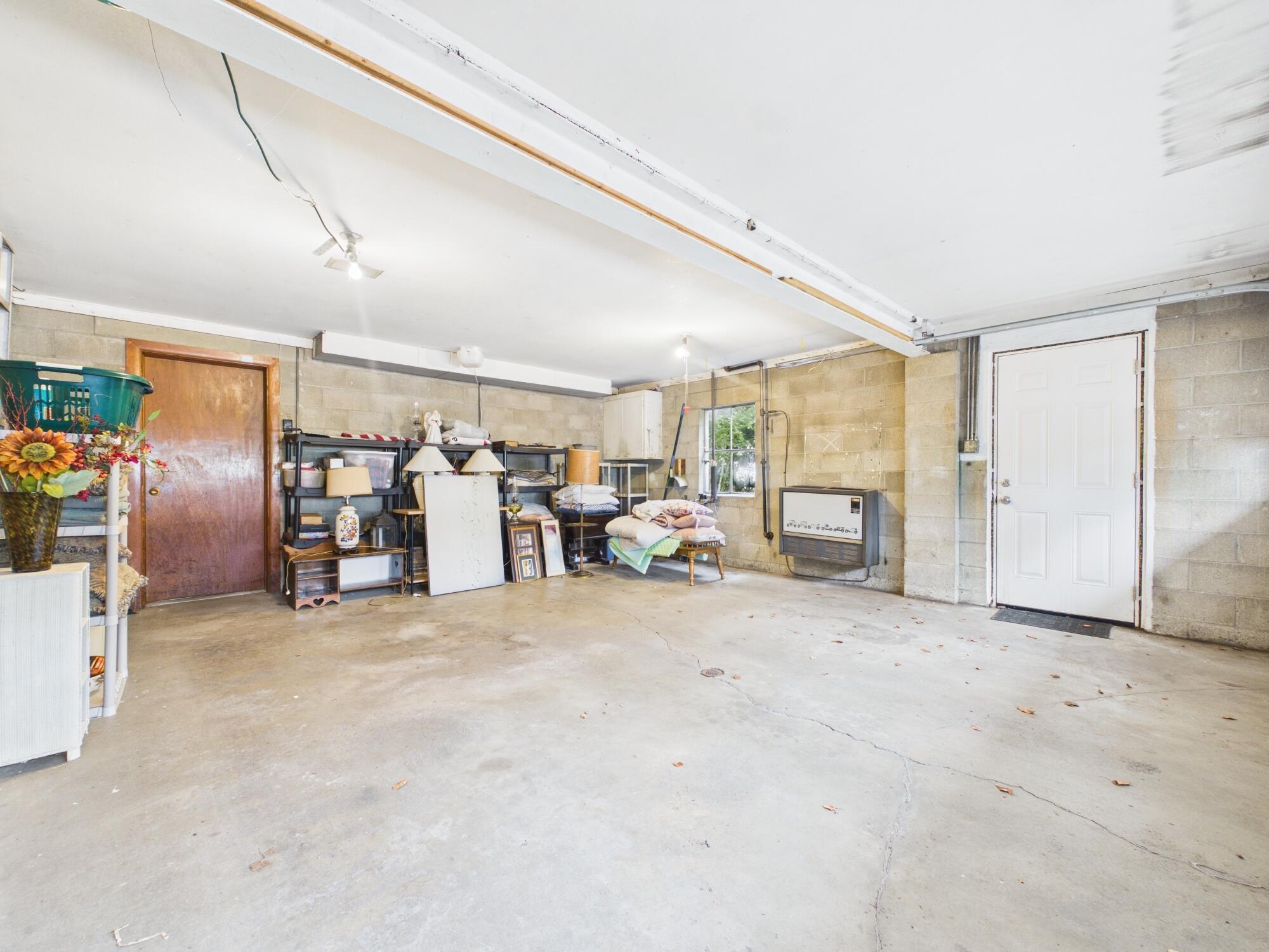 914 Rutter Avenue Property Photo 44