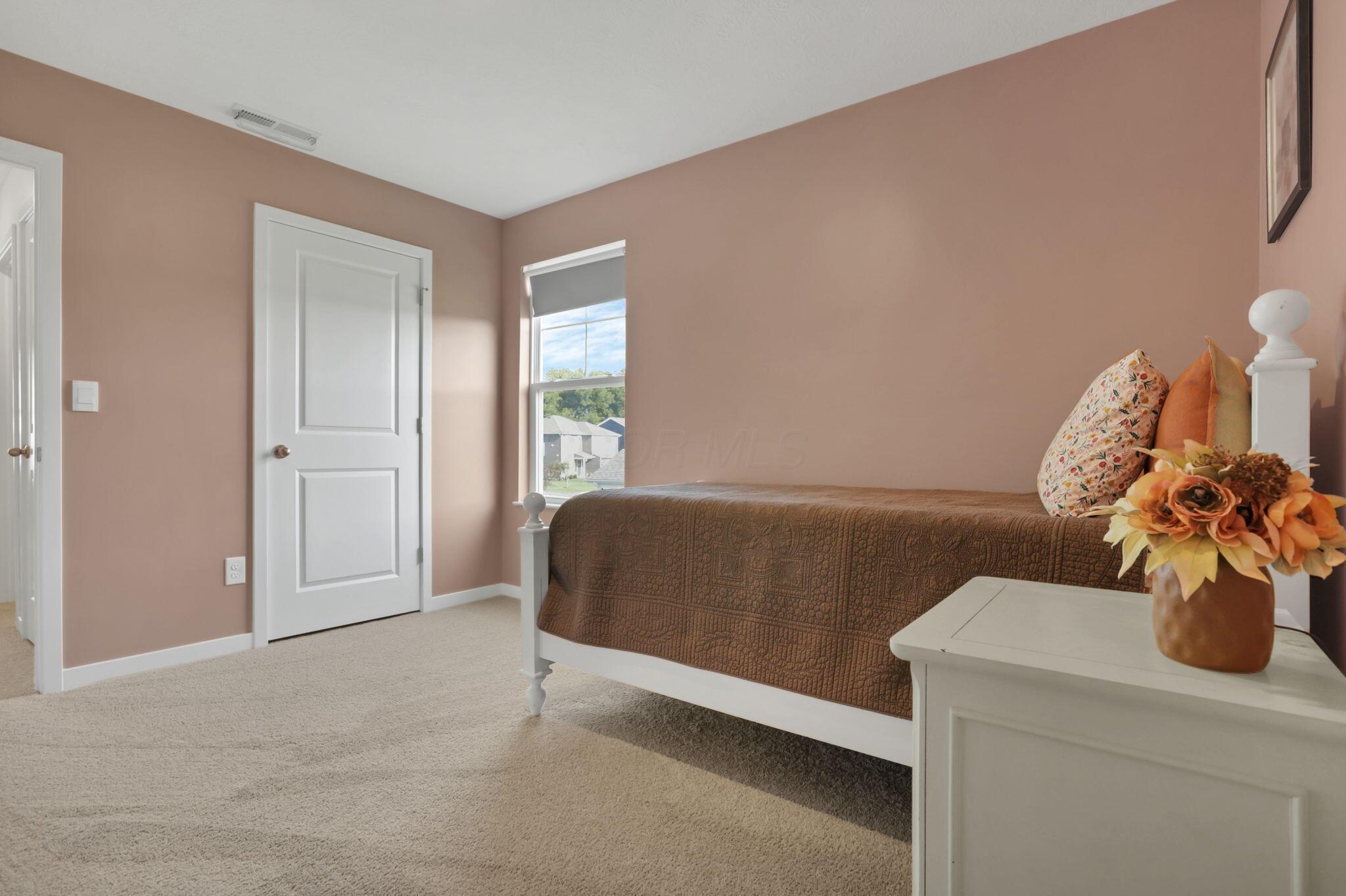 318 Trinity Way W Property Photo 20