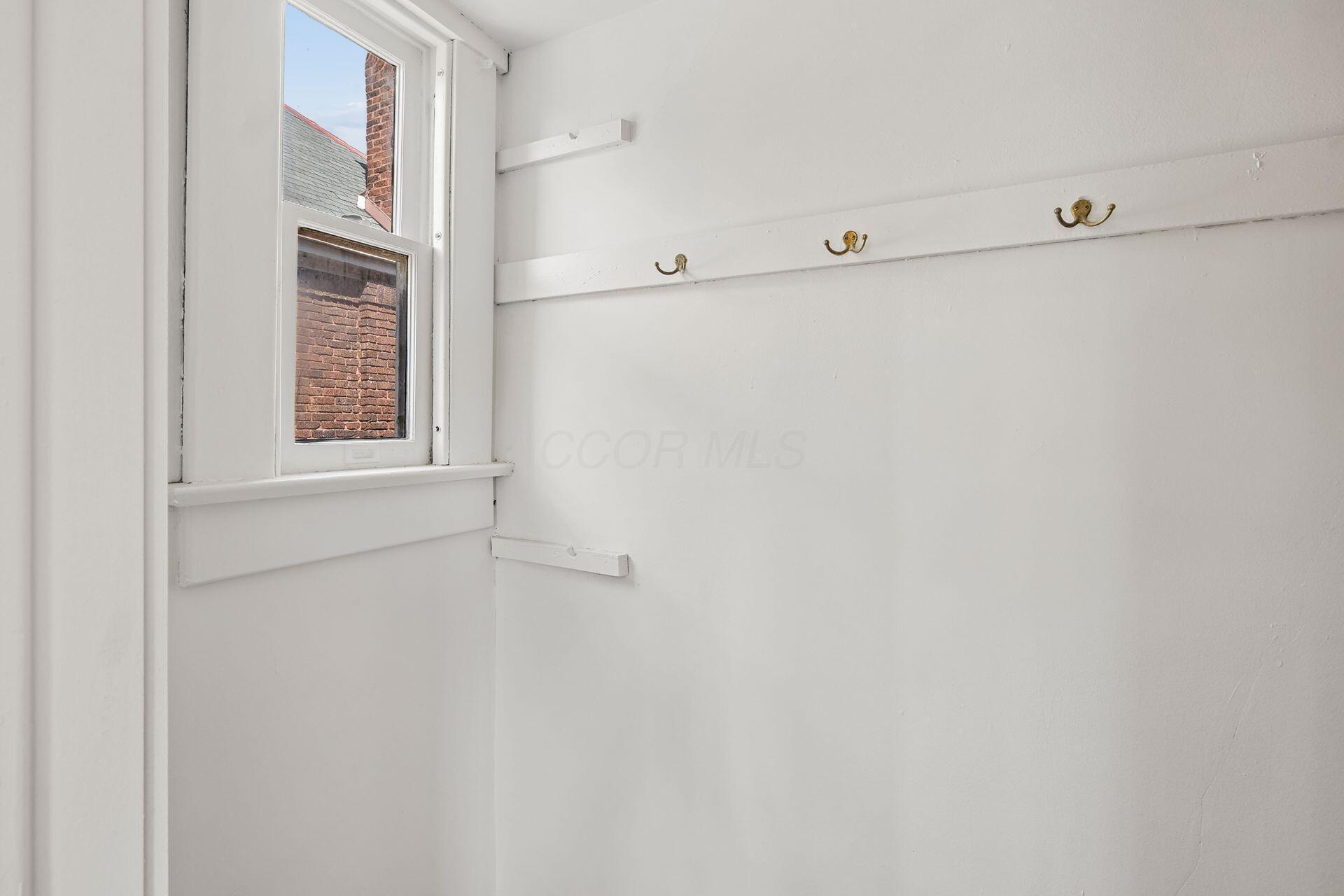 659 Linwood Avenue Property Photo 46