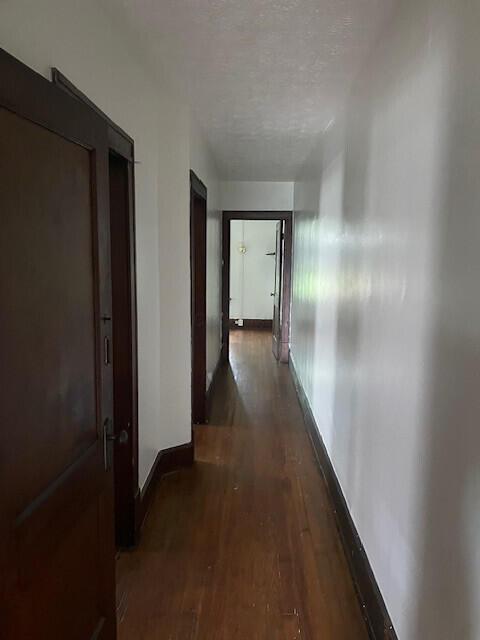 2364-2368 Summit Street Property Photo 9