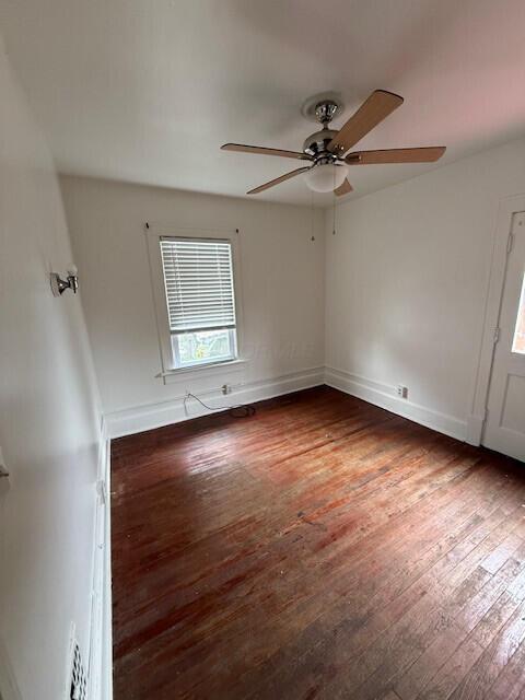 2364-2368 Summit Street Property Photo 15