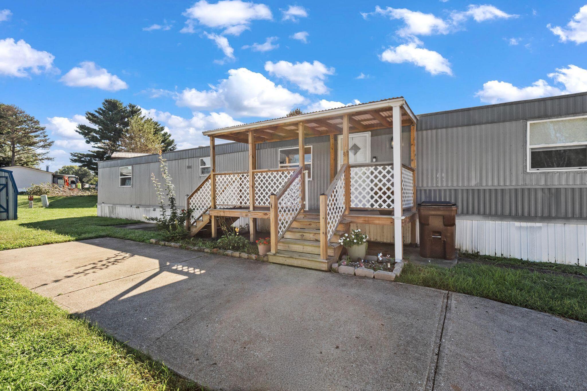 309 Mace Drive Property Photo 1