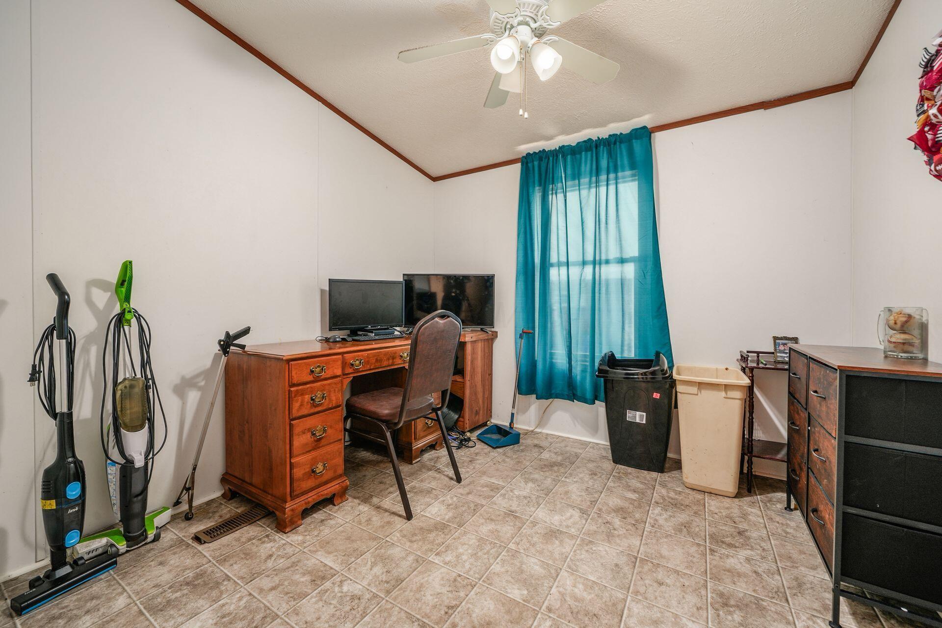 985 Scarlett Lane Property Photo 35