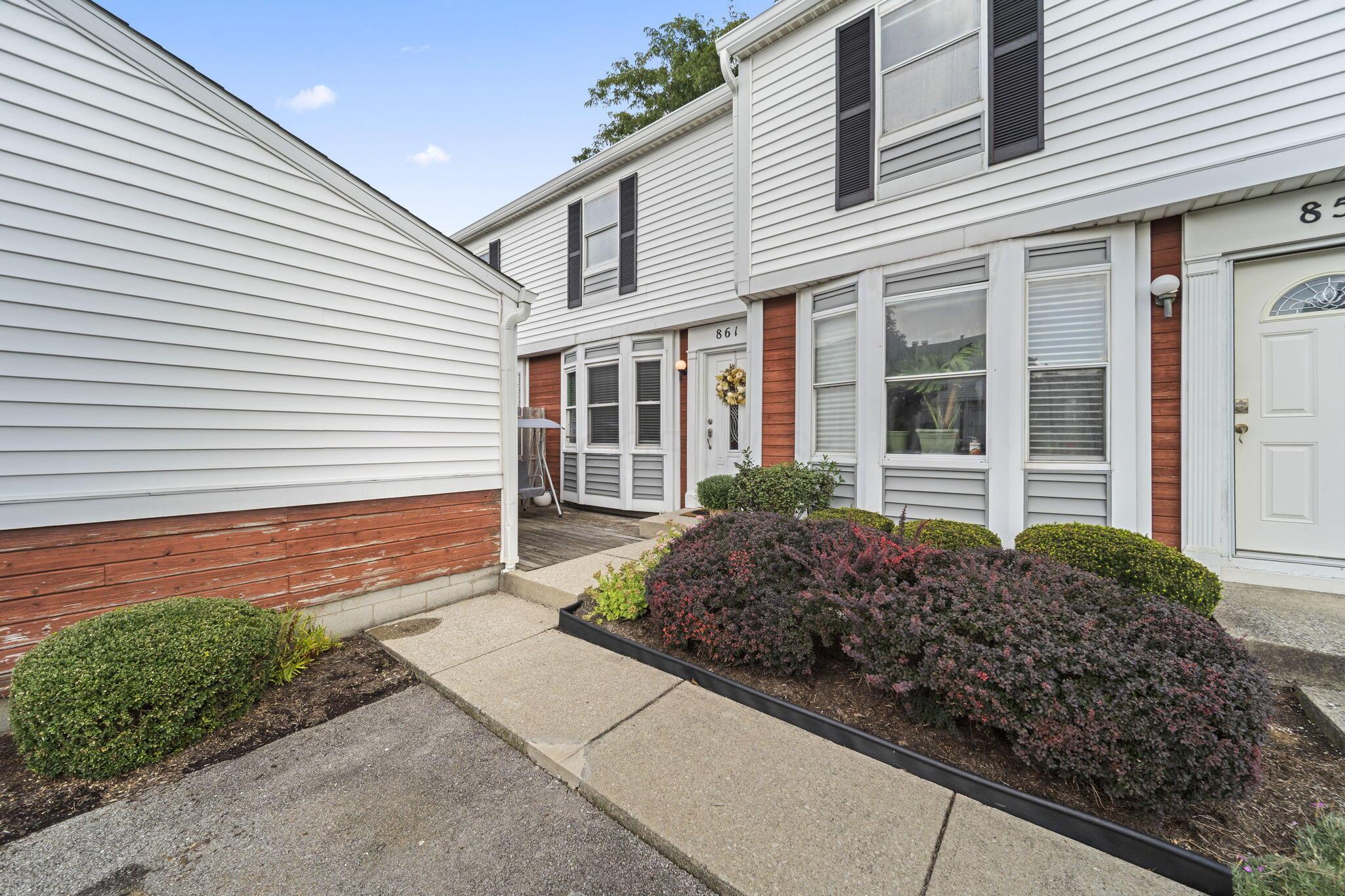 861 Annagladys Drive, U3 Property Photo 1