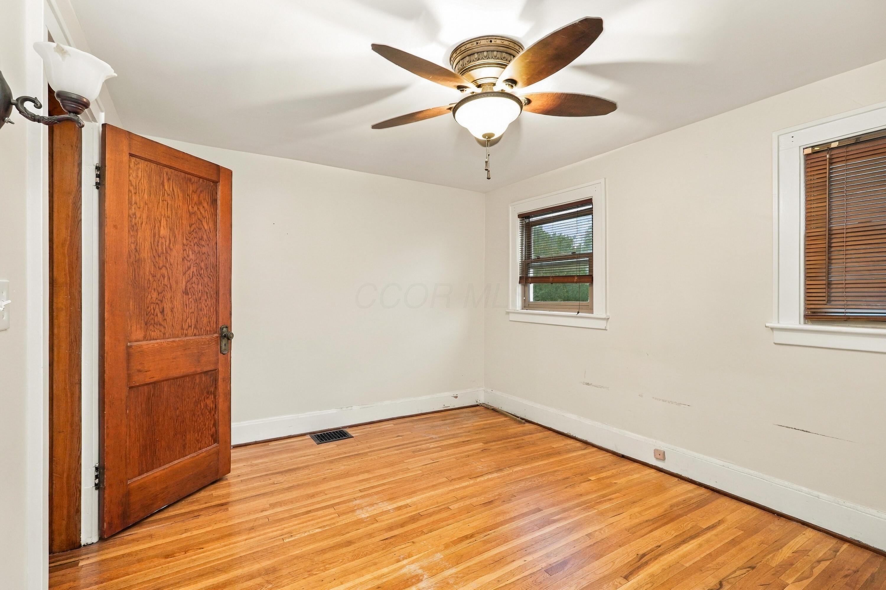 3264 Milton Avenue Property Photo 10