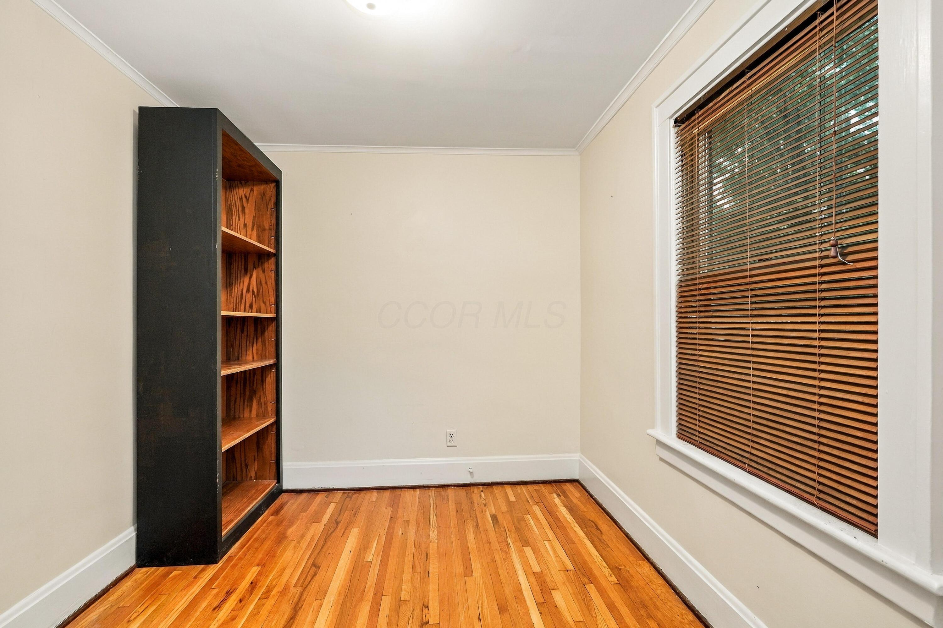 3264 Milton Avenue Property Photo 12