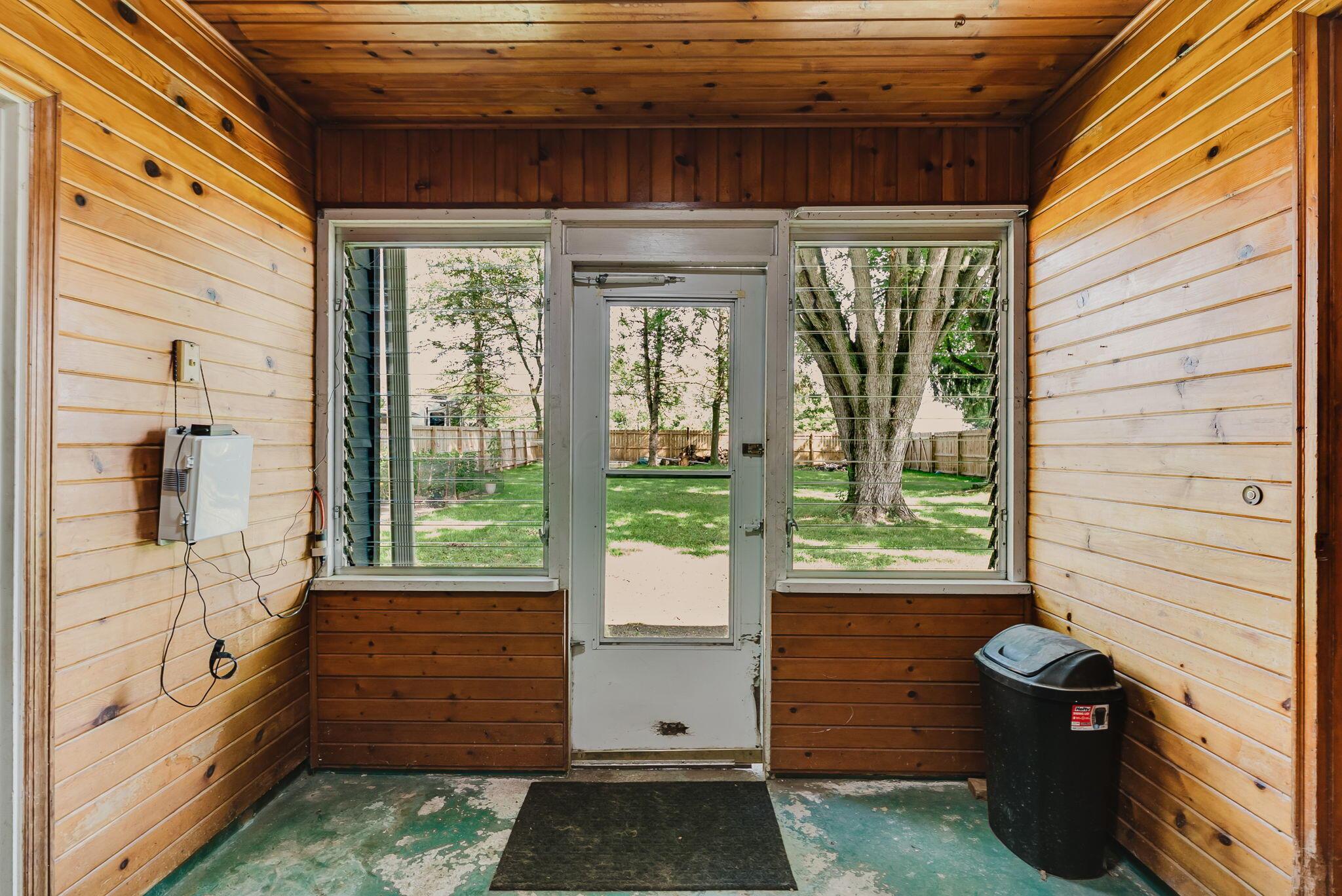 106 8th Street Property Photo 29