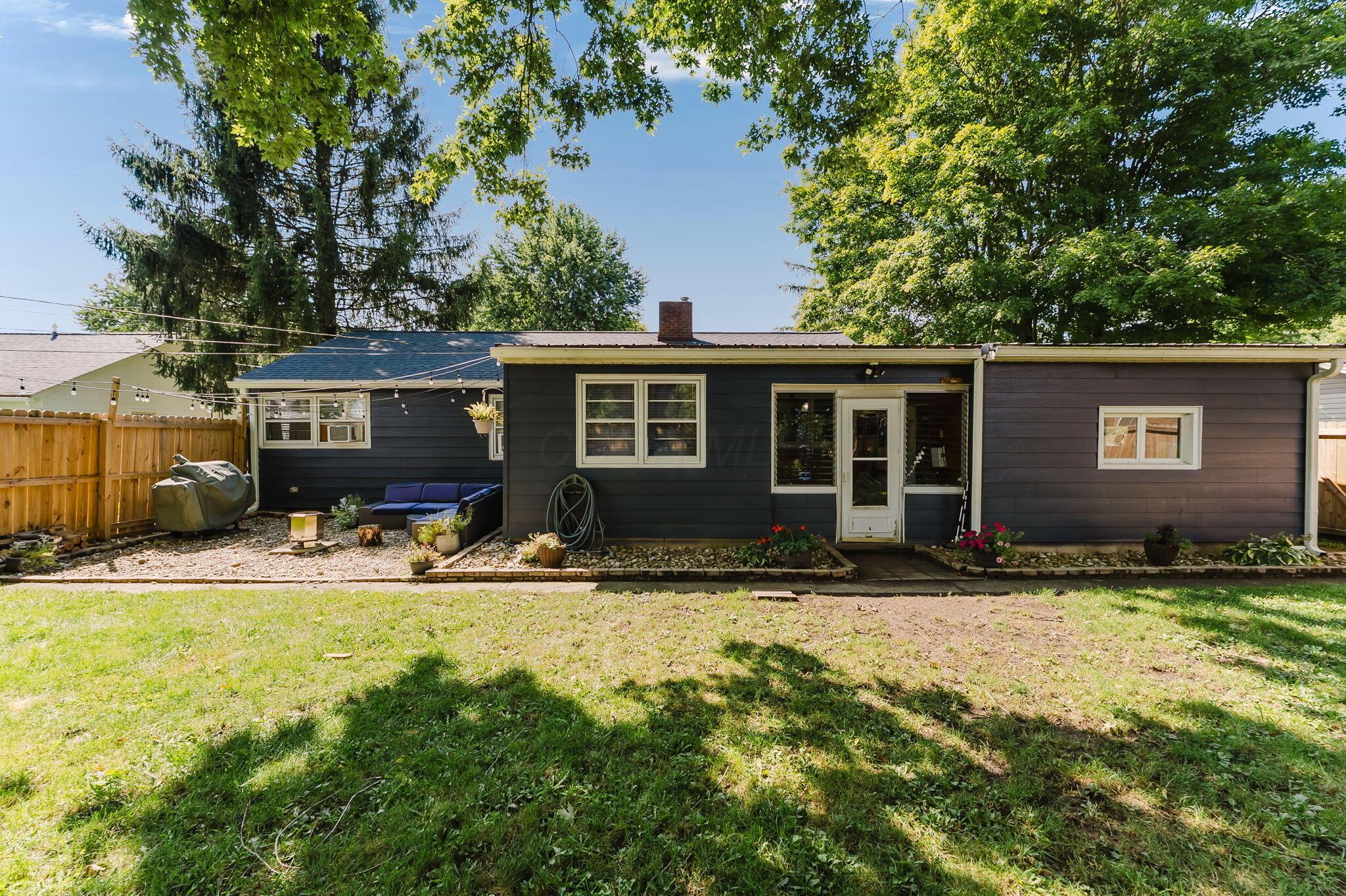 106 8th Street Property Photo 32