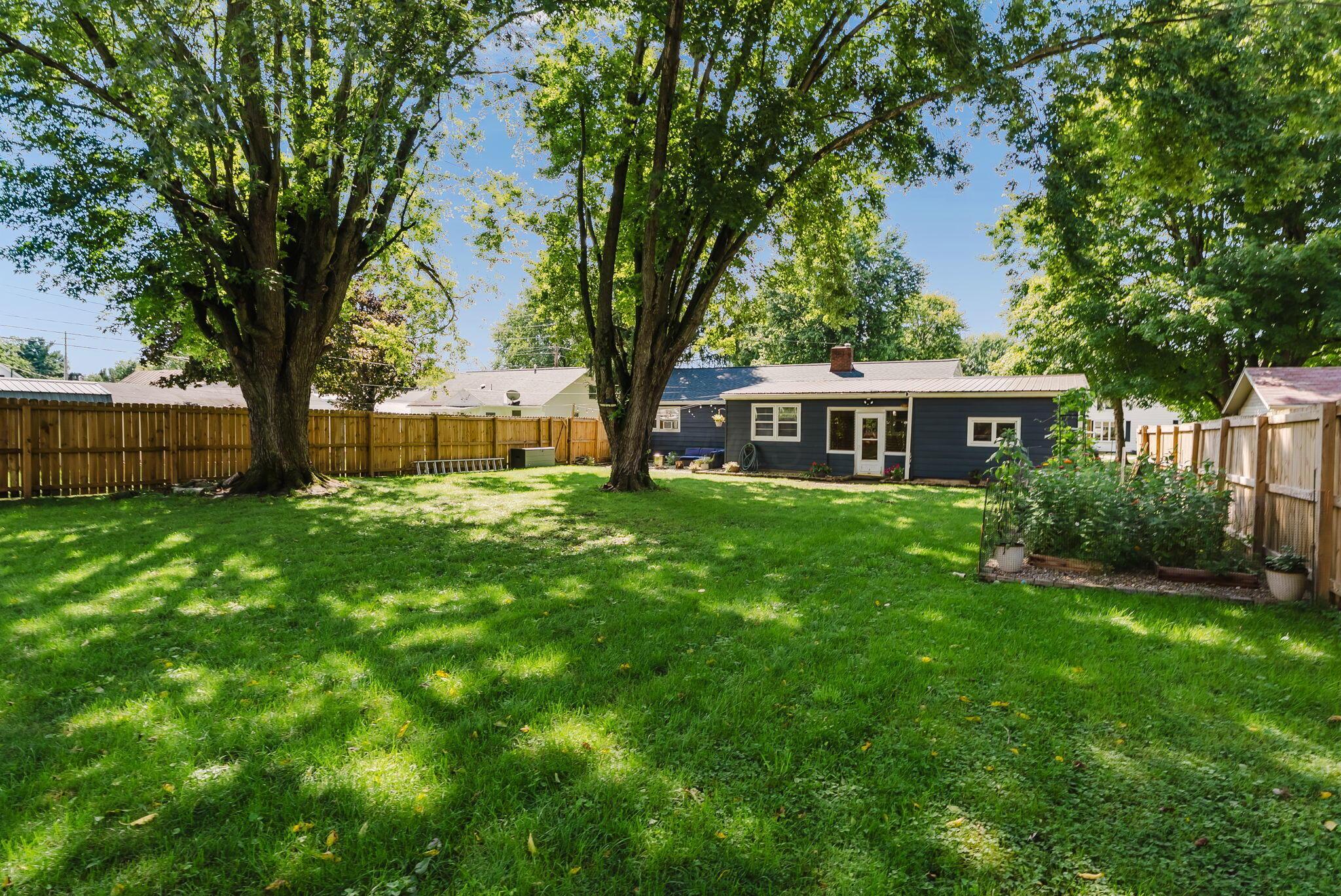 106 8th Street Property Photo 34