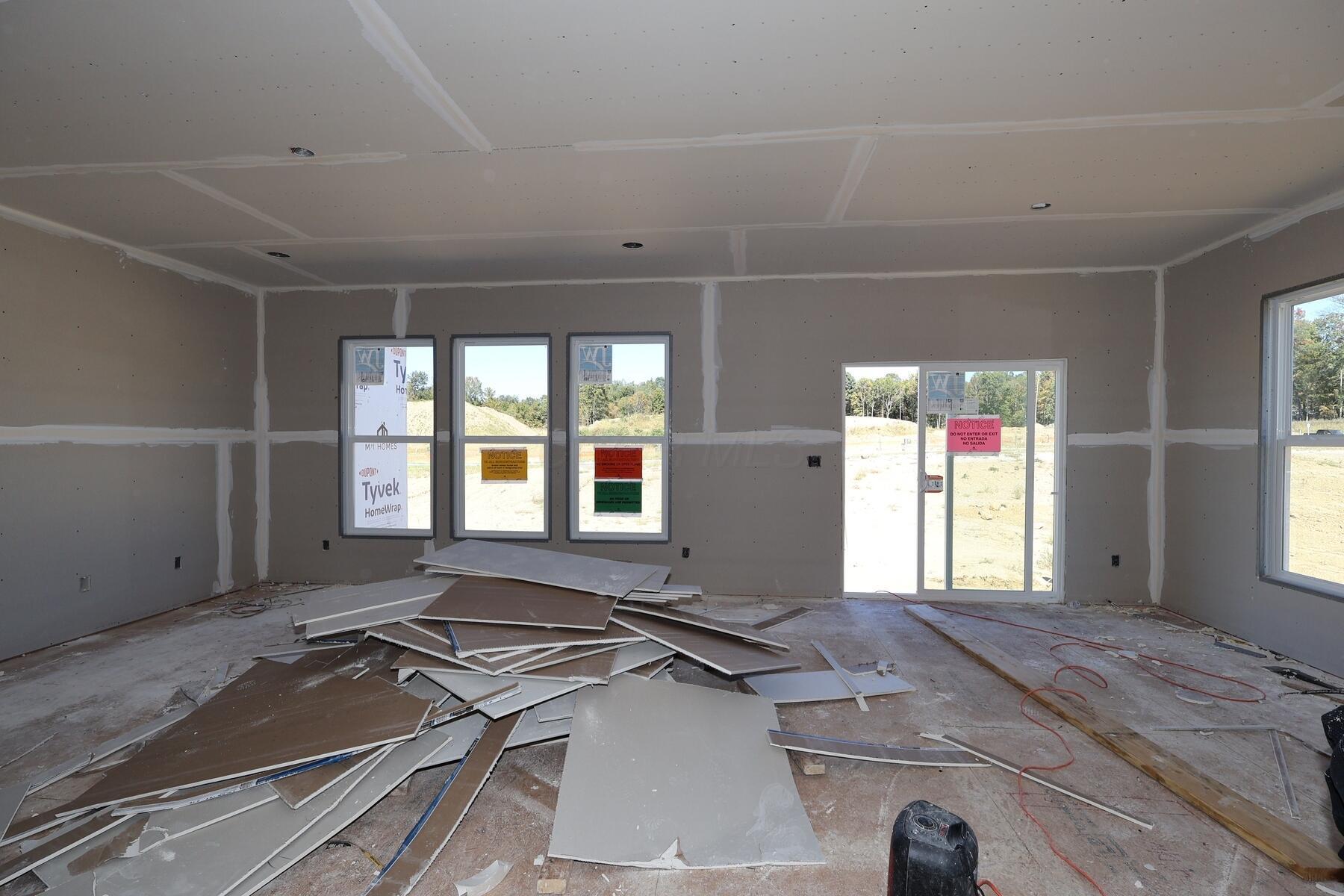 540 Creekside Loop S Property Photo 3