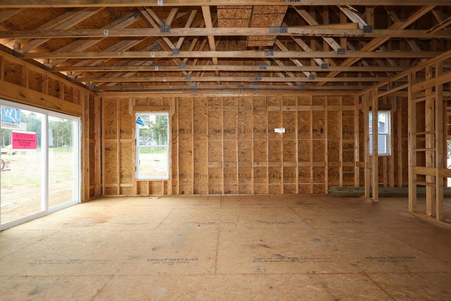 540 Creekside Loop S Property Photo 4