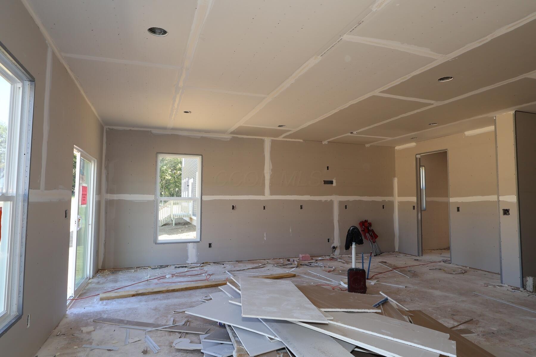 540 Creekside Loop S Property Photo 4