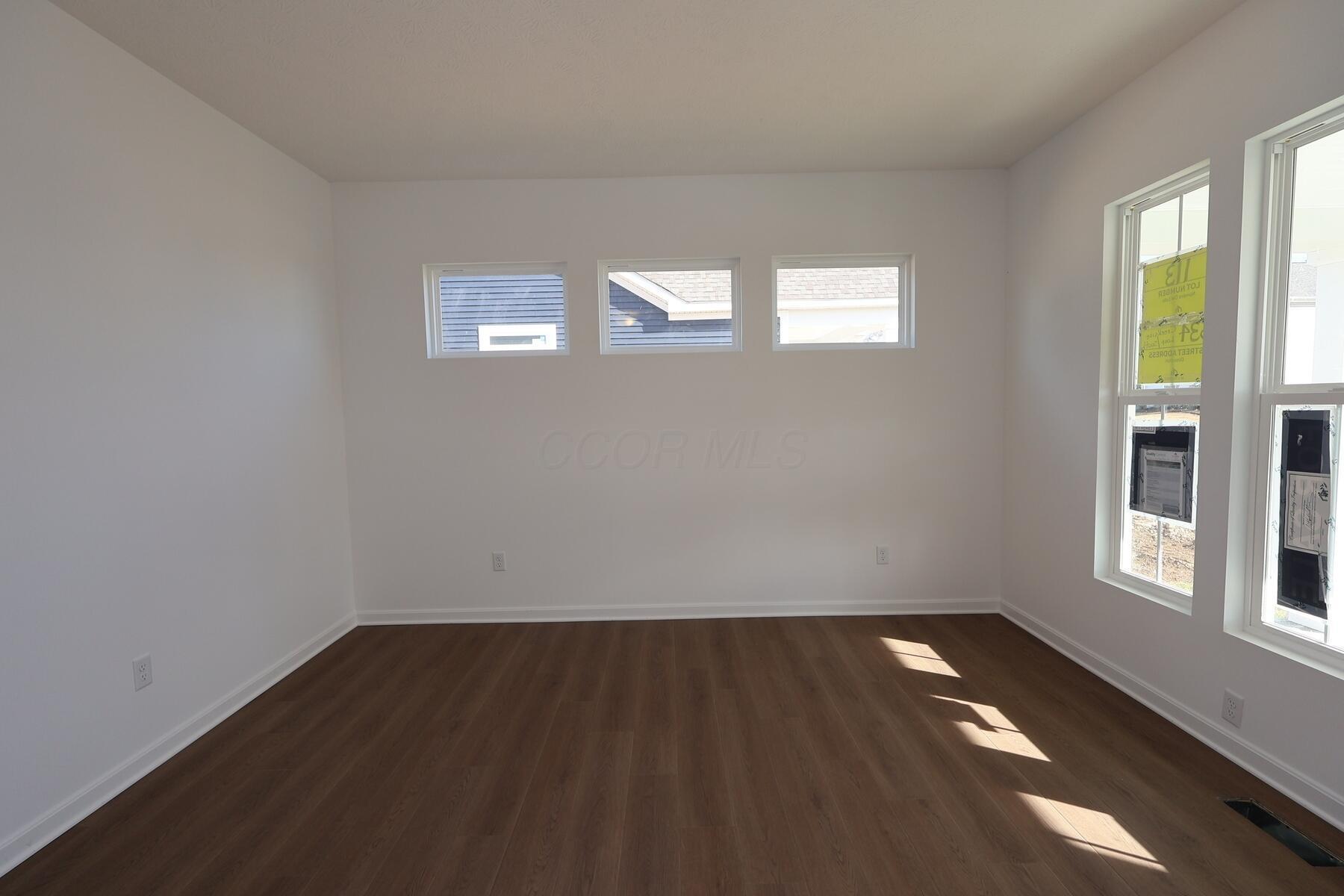 534 Creekside Loop S Property Photo 2