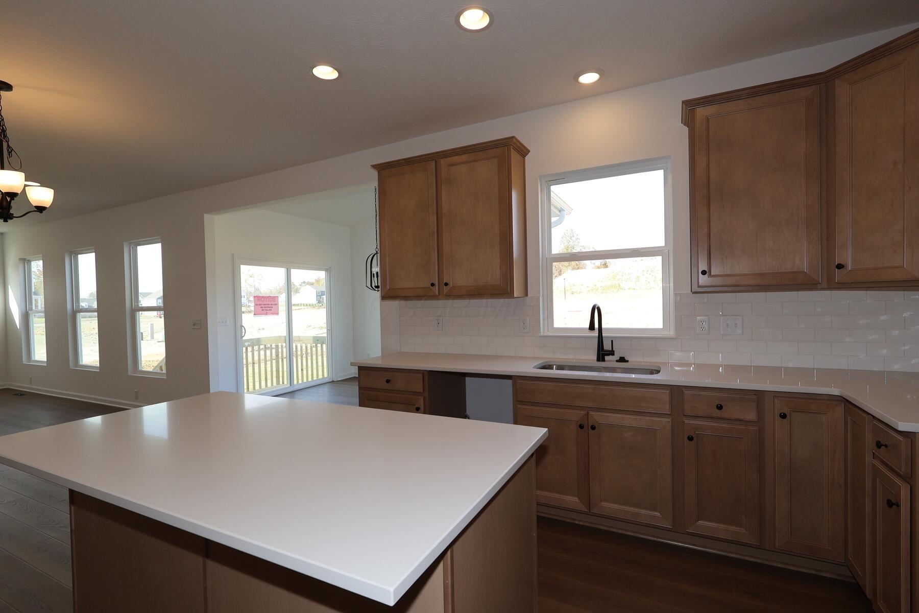 534 Creekside Loop S Property Photo 4