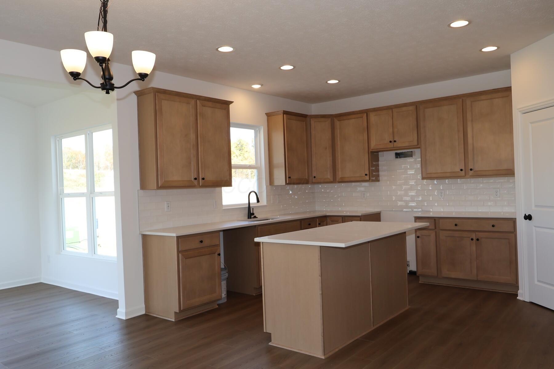 534 Creekside Loop S Property Photo 5