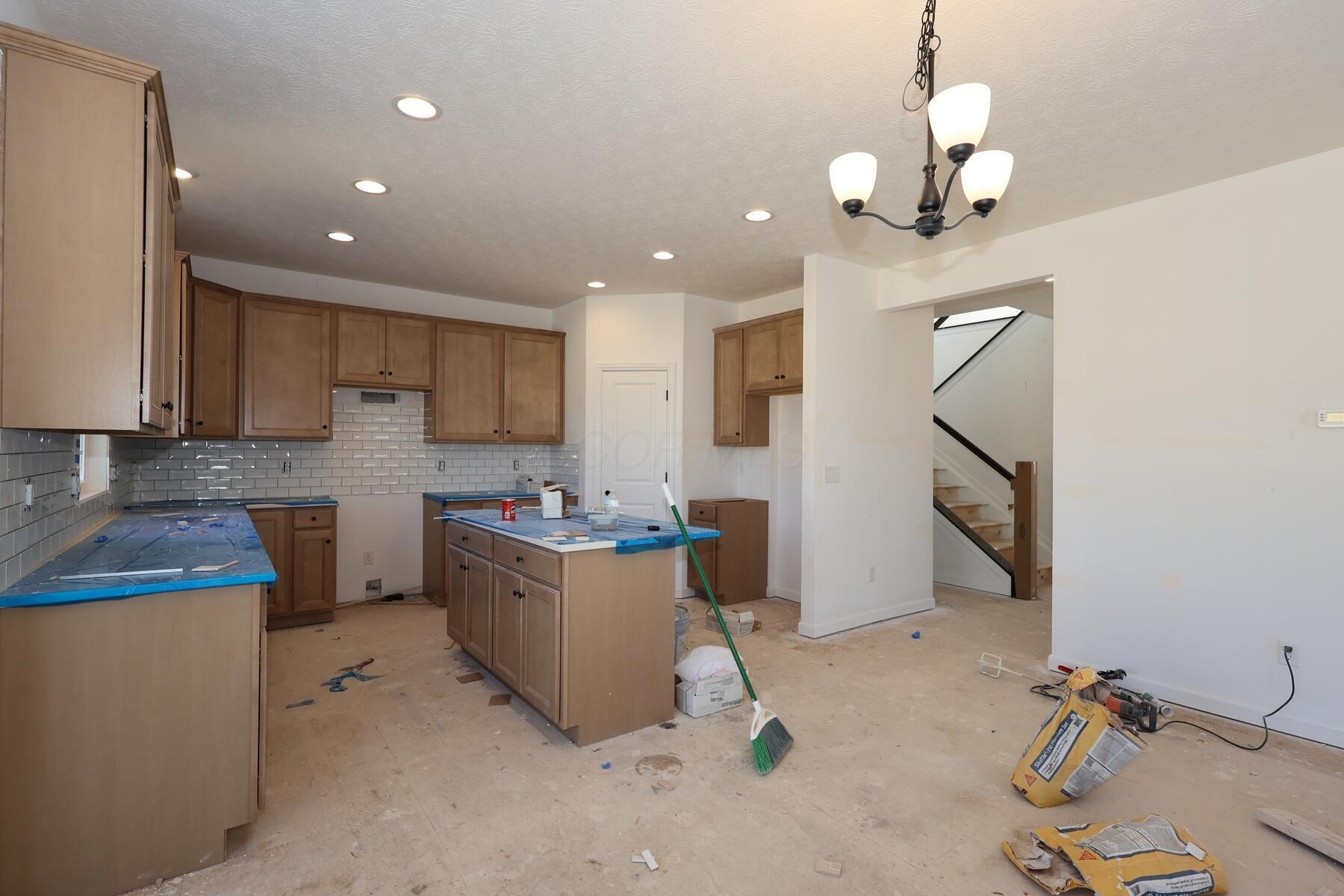 534 Creekside Loop S Property Photo 7