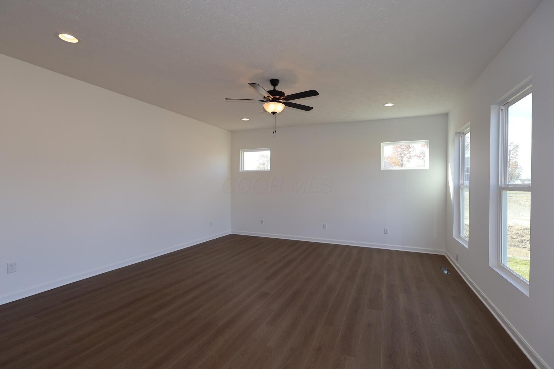 534 Creekside Loop S Property Photo 9