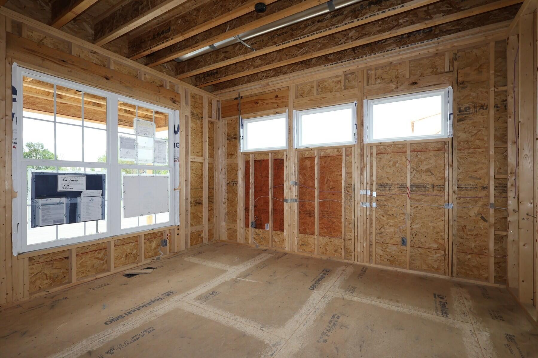 538 Creekside Loop S Property Photo 1