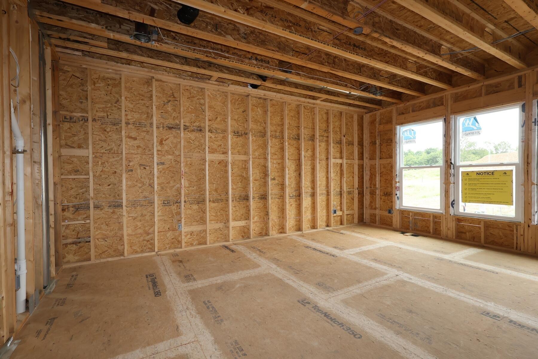 538 Creekside Loop S Property Photo 2