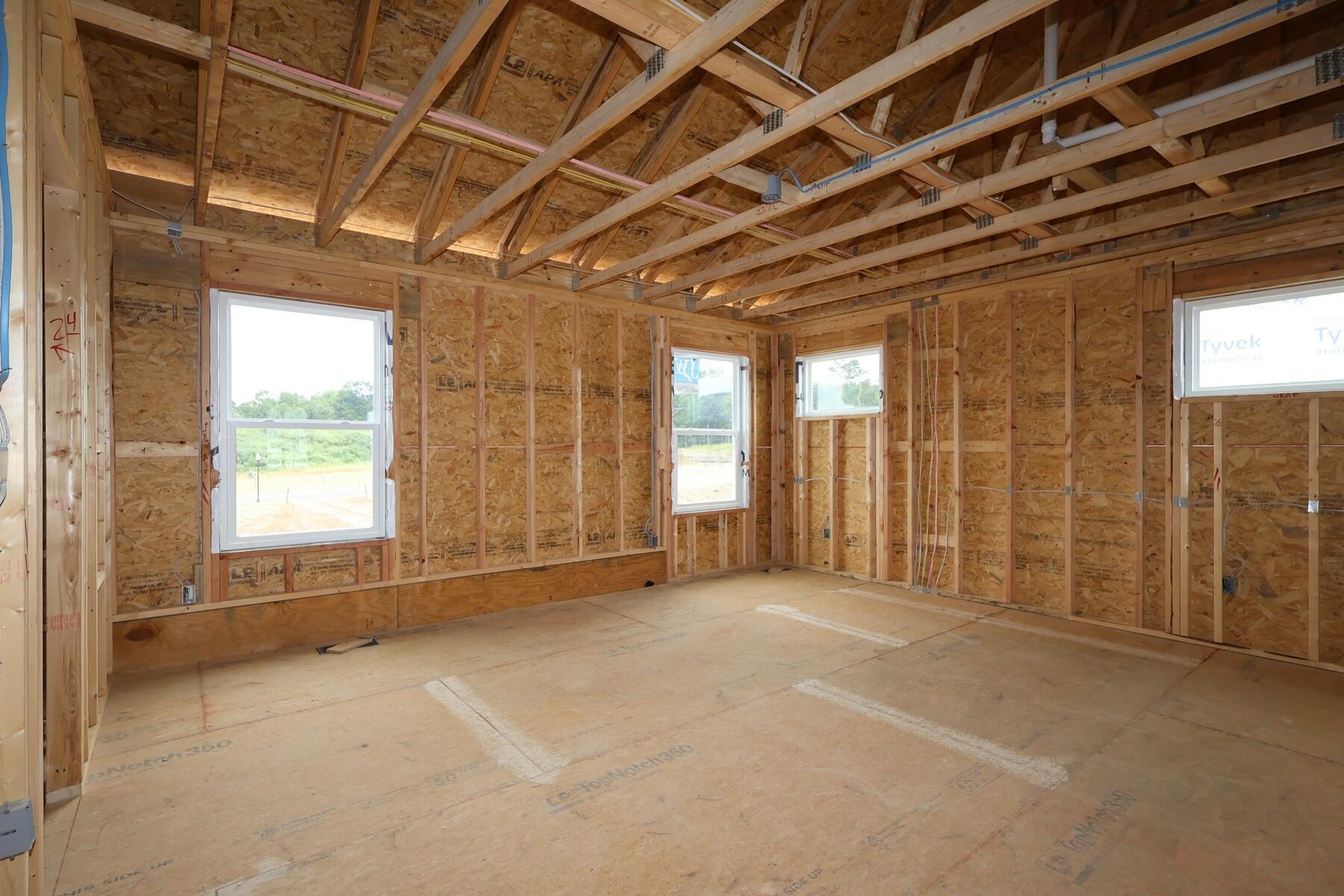 538 Creekside Loop S Property Photo 6
