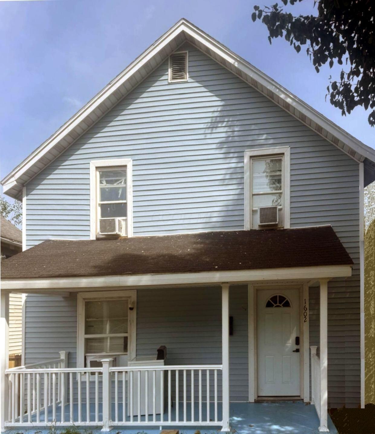 1602 Prospect Street Property Photo 2