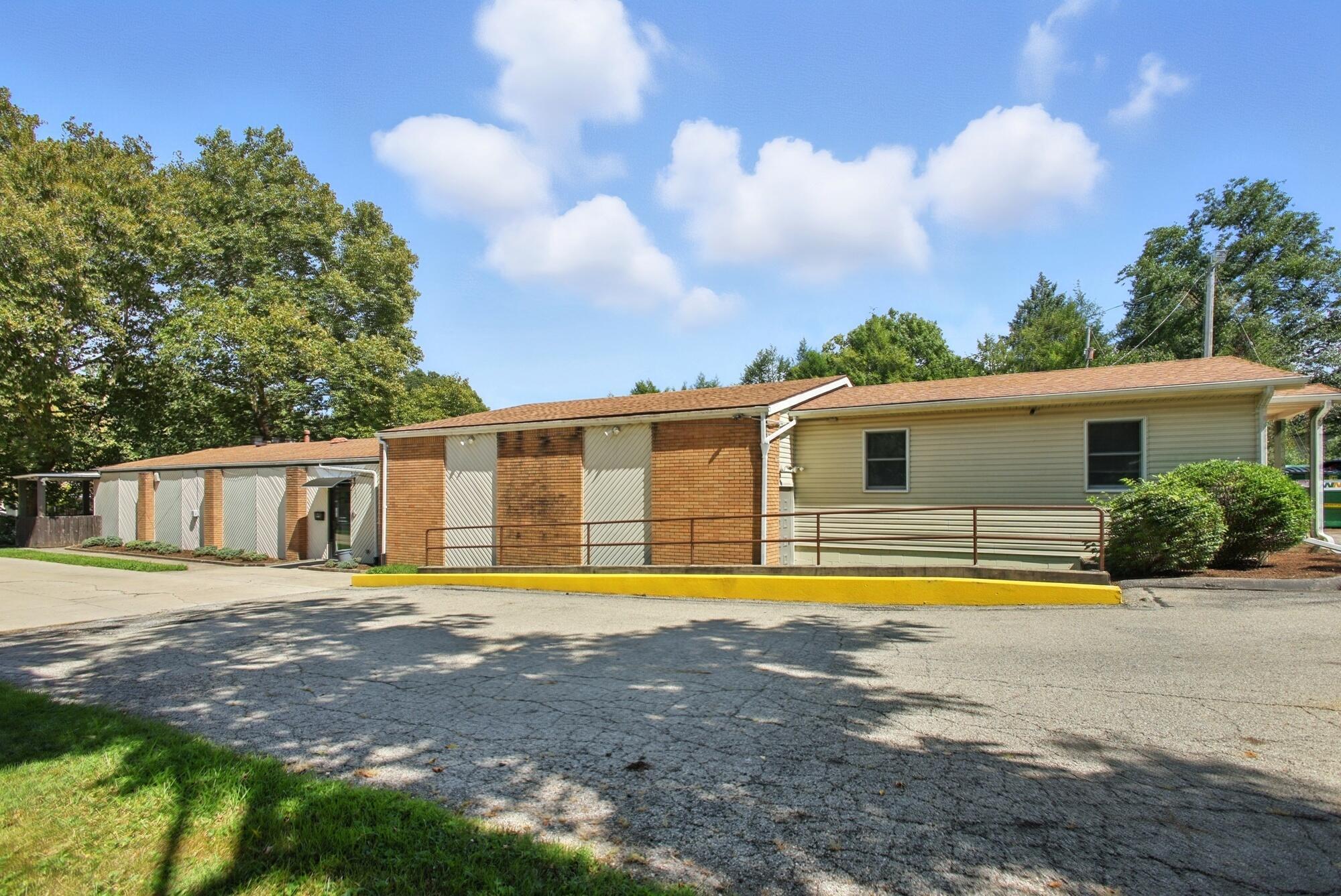 2105 Kenton Street Property Photo 3
