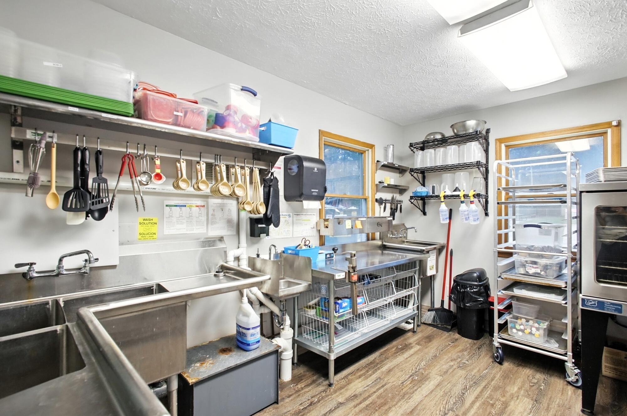 2105 Kenton Street Property Photo 41
