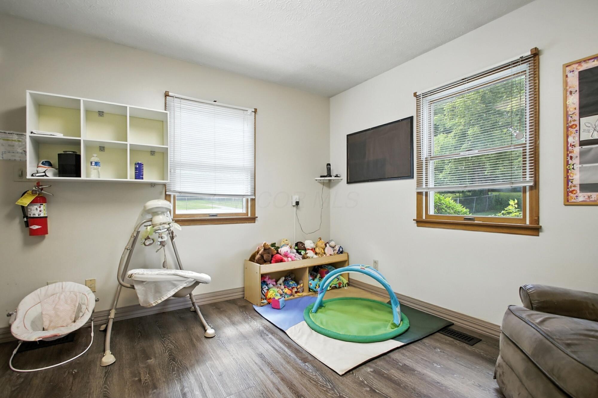 2105 Kenton Street Property Photo 45
