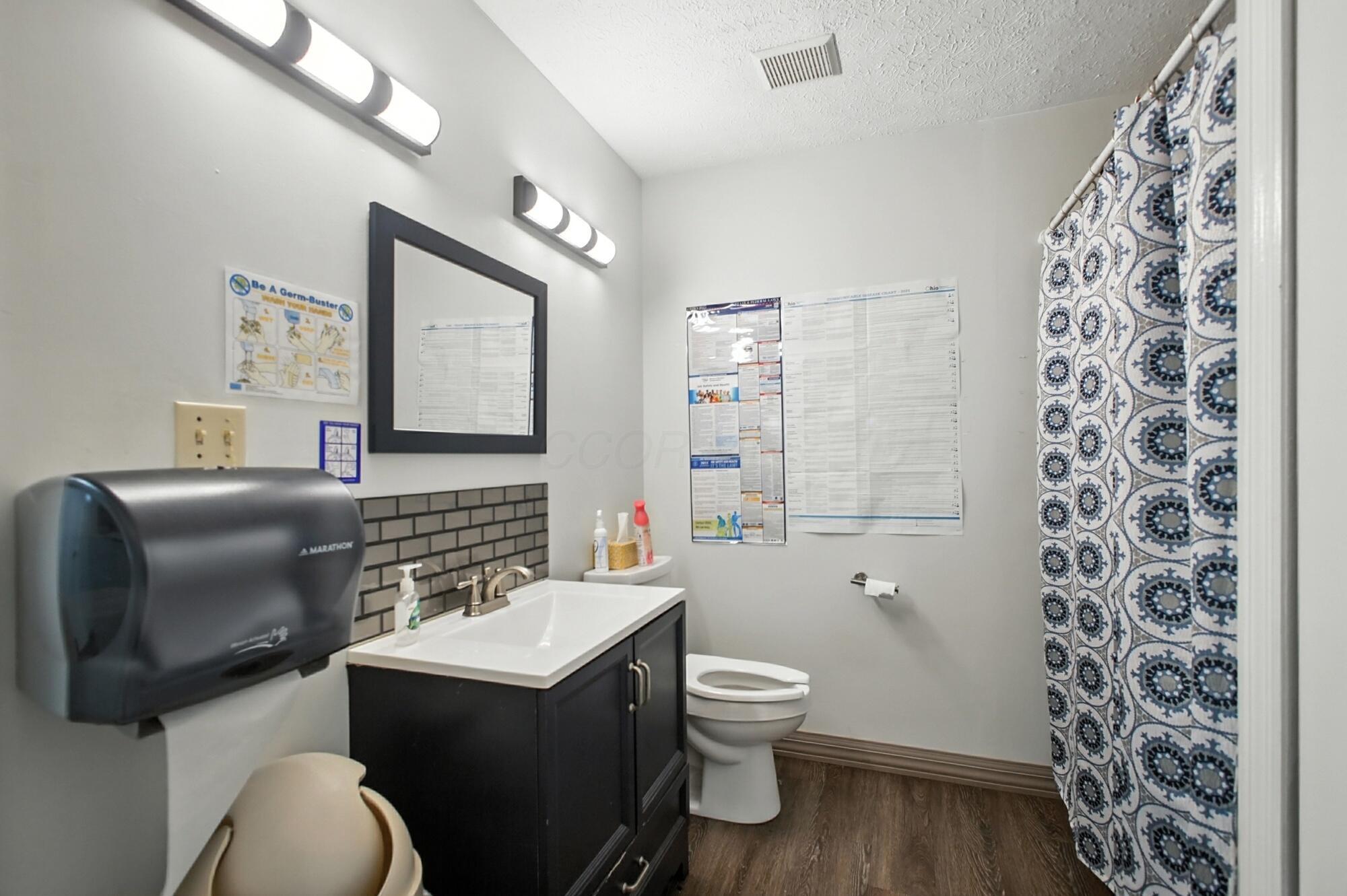 2105 Kenton Street Property Photo 51