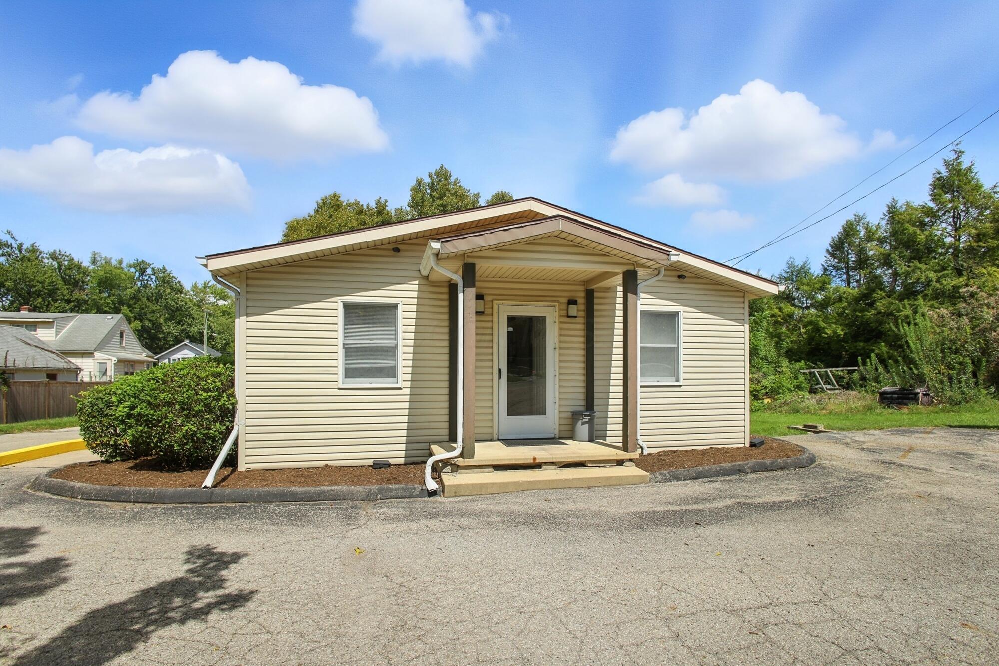 2105 Kenton Street Property Photo 56