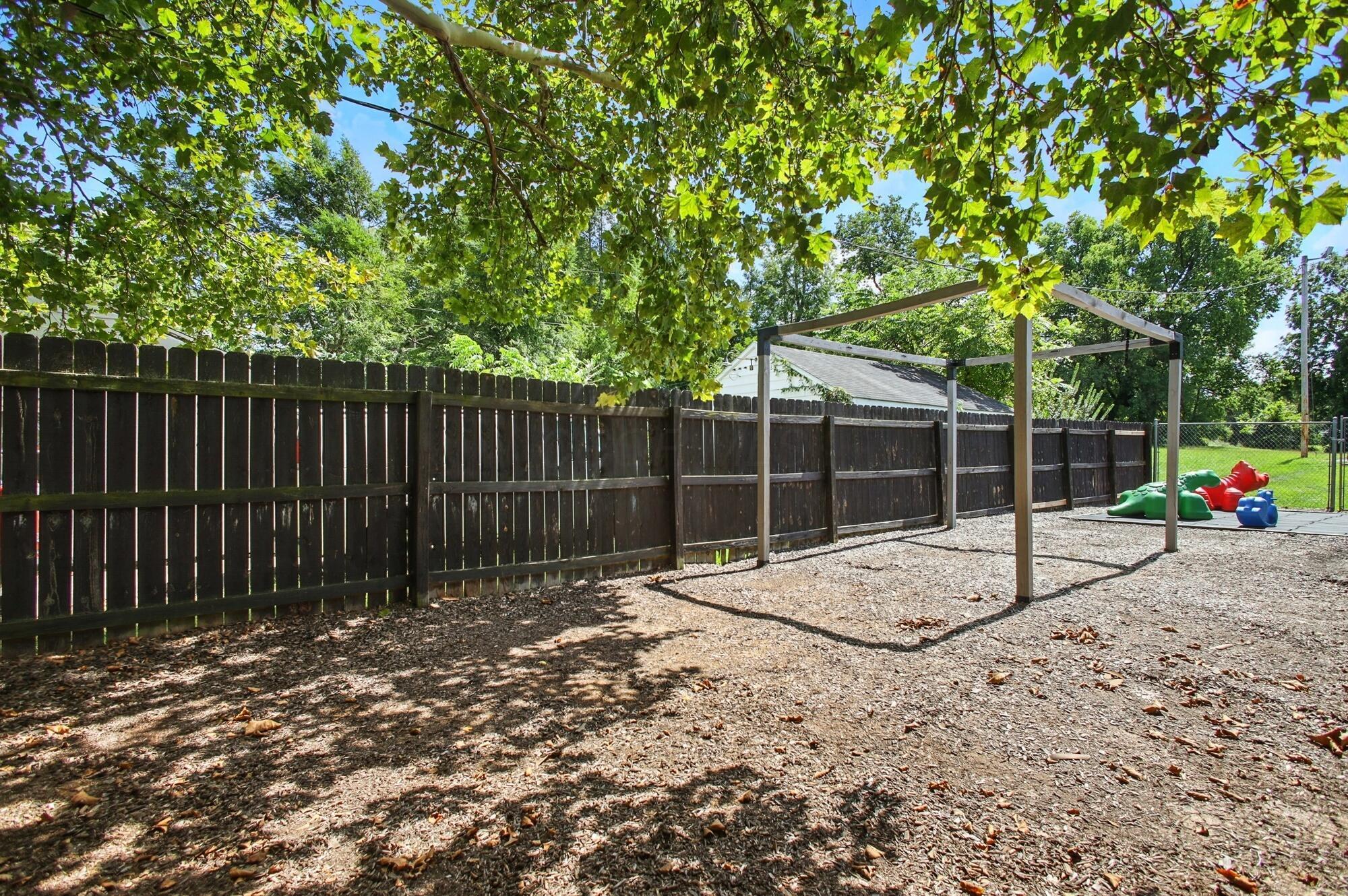 2105 Kenton Street Property Photo 59
