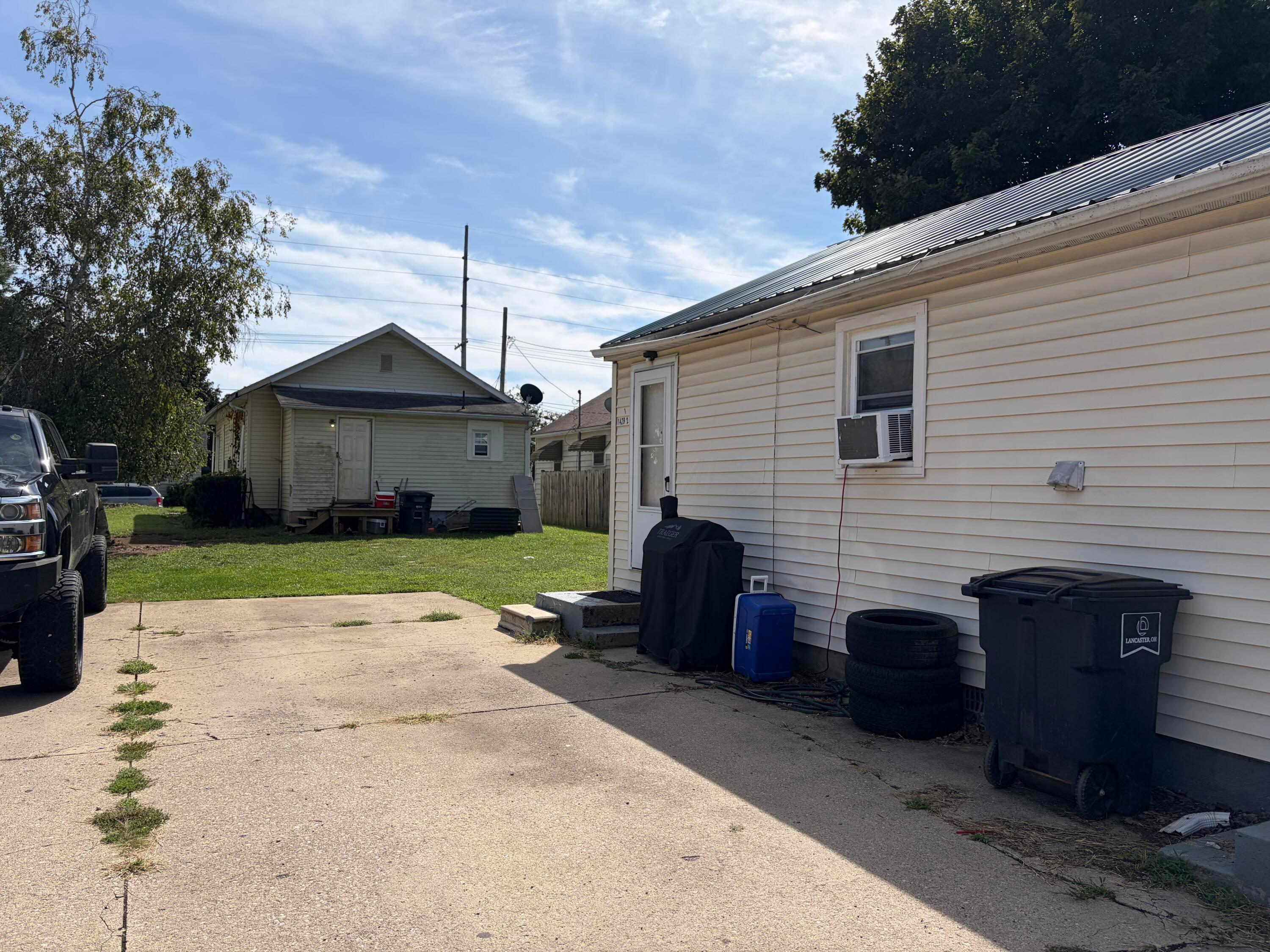 1429 W Fair Avenue Property Photo 5