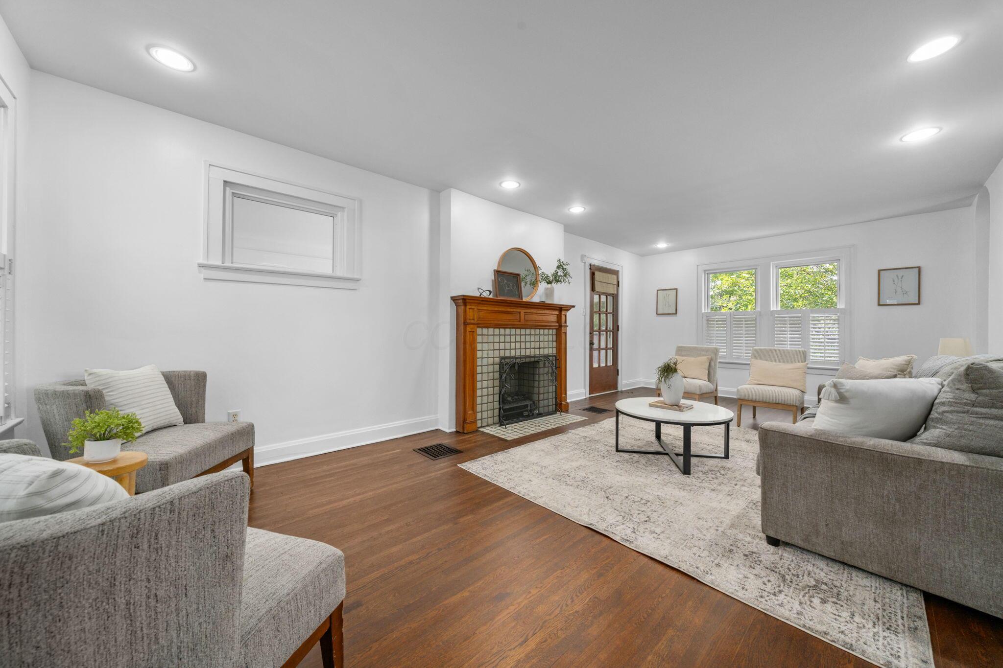 179 N Cassingham Road Property Photo 6