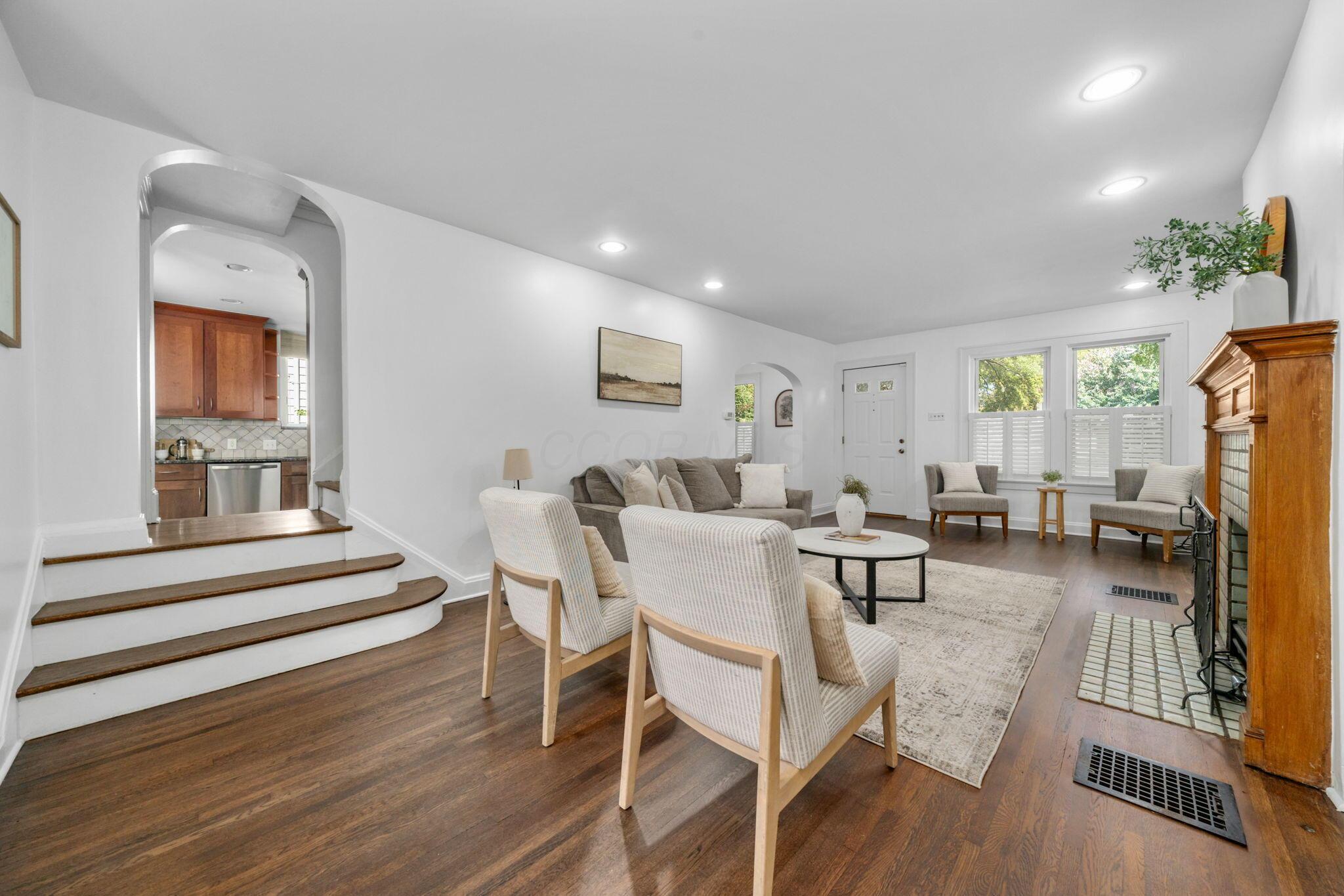 179 N Cassingham Road Property Photo 10