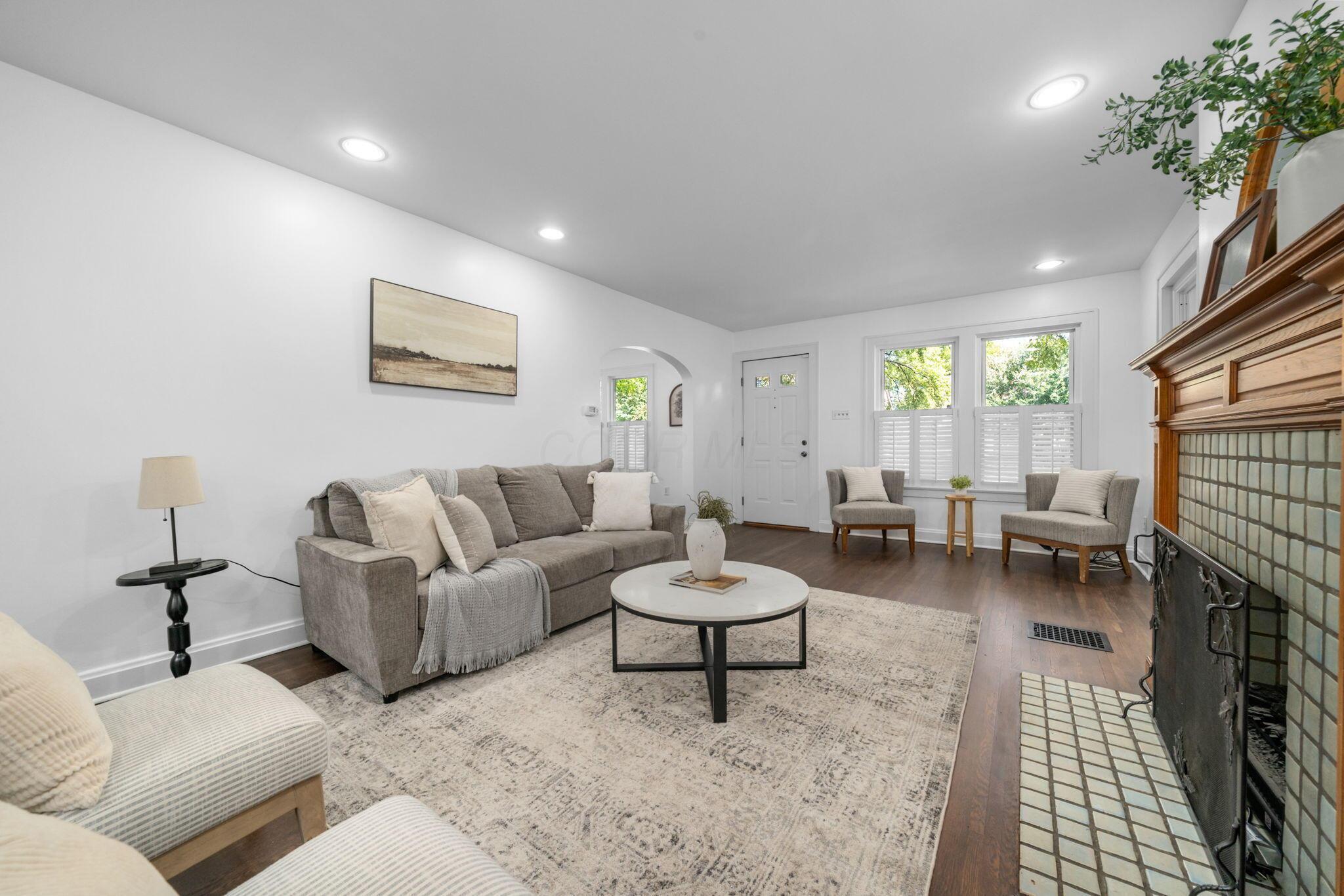 179 N Cassingham Road Property Photo 11