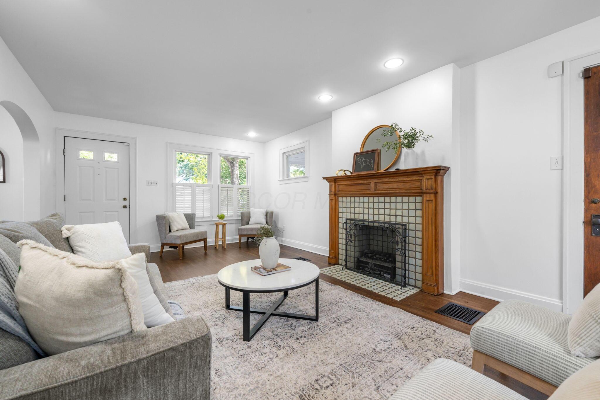 179 N Cassingham Road Property Photo 12