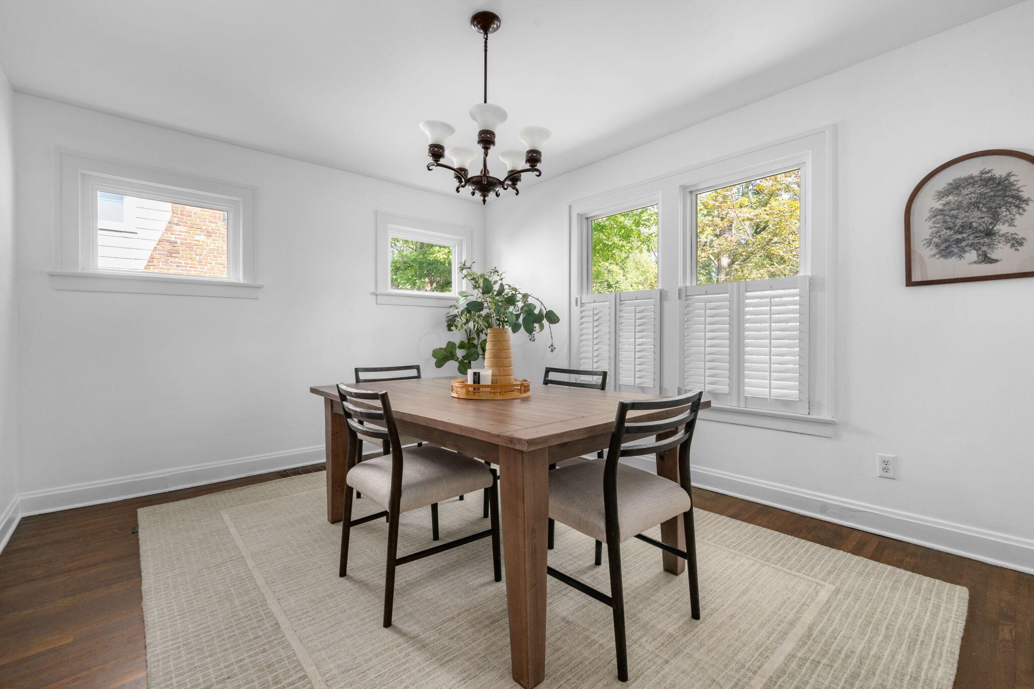 179 N Cassingham Road Property Photo 15