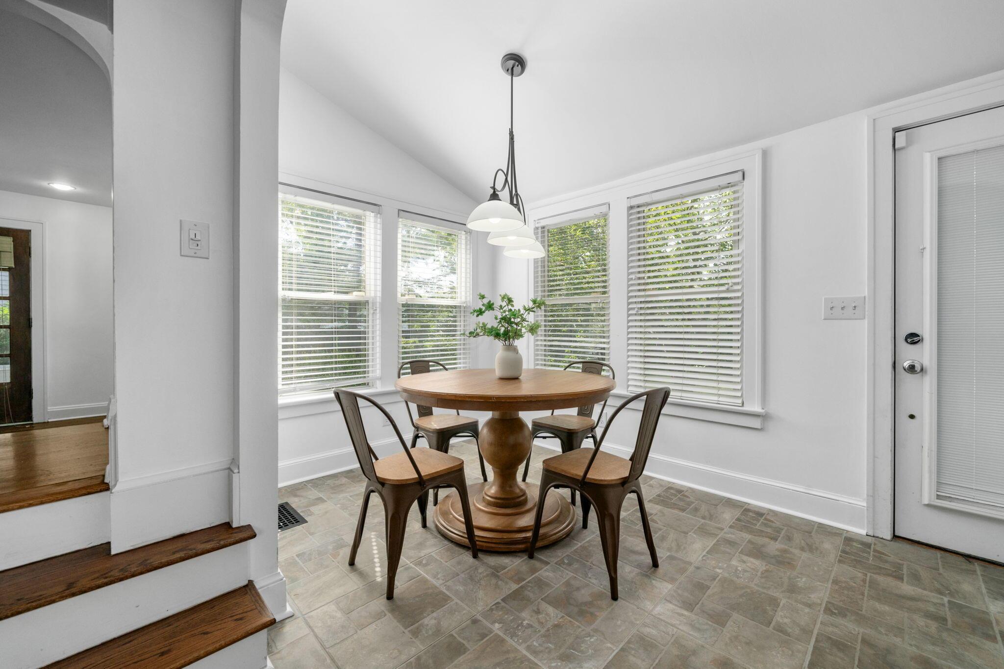 179 N Cassingham Road Property Photo 24