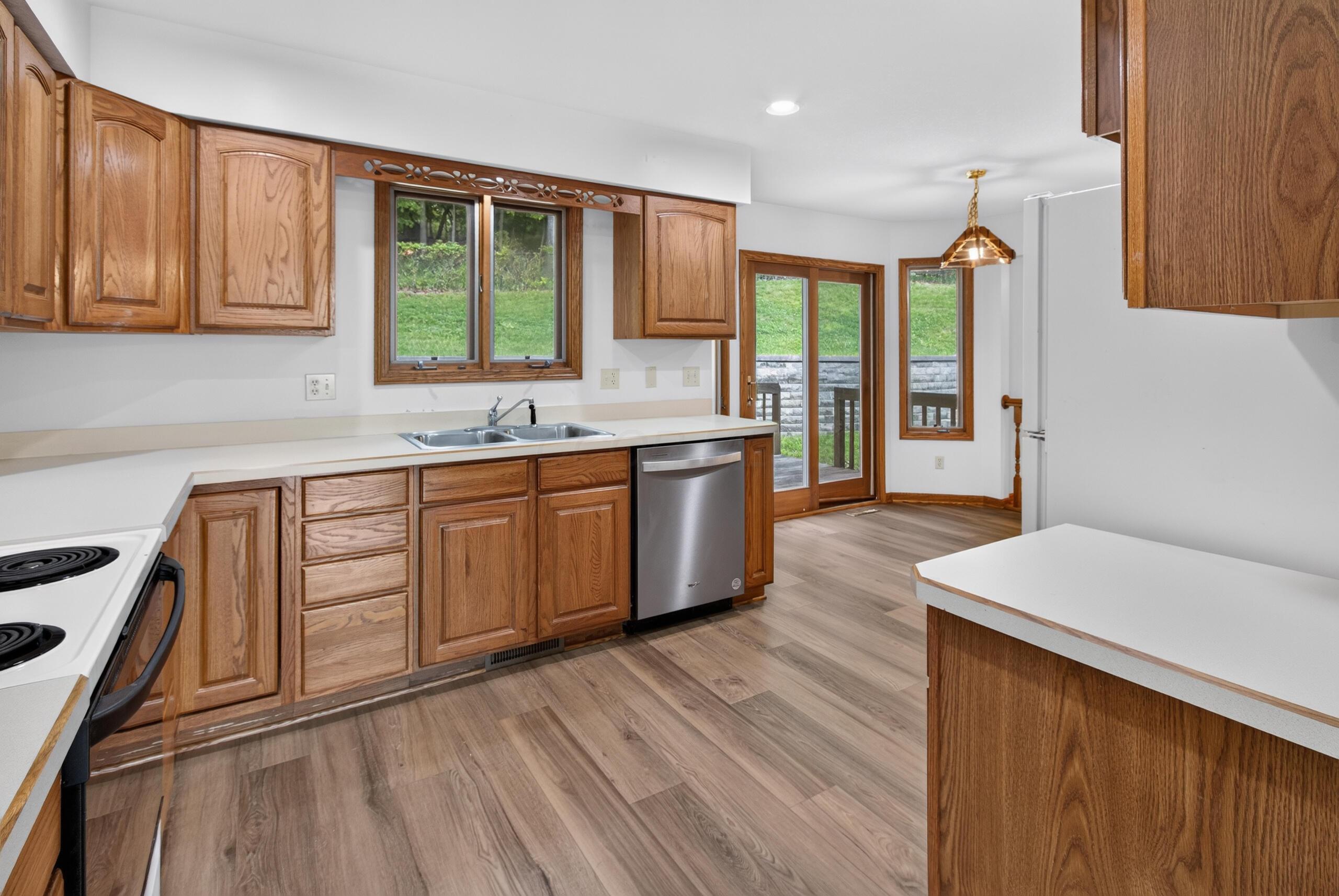 672 Alpine Circle Property Photo 17
