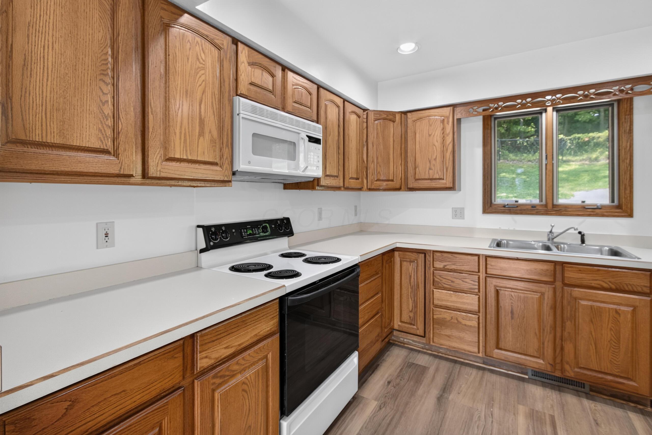 672 Alpine Circle Property Photo 18
