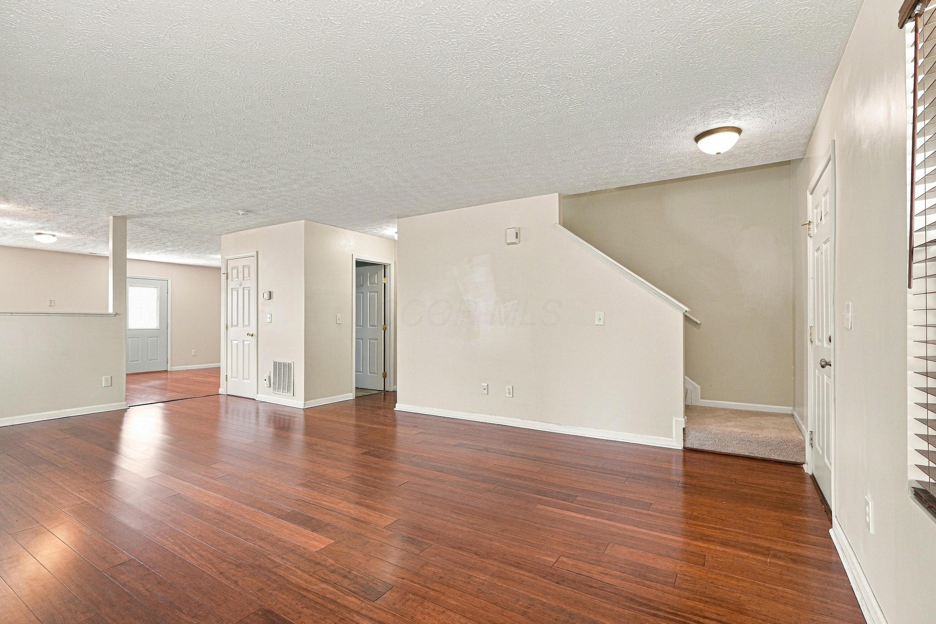 8003 Beardsley Avenue Property Photo 2