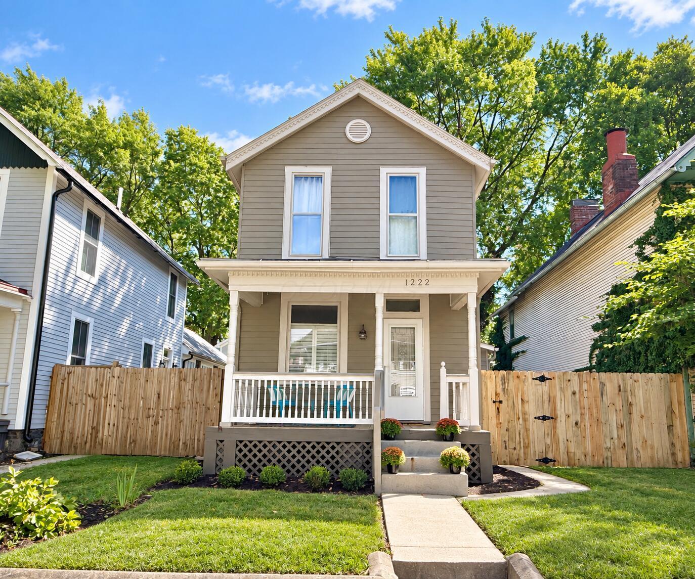 1222 Forsythe Avenue Property Photo 1