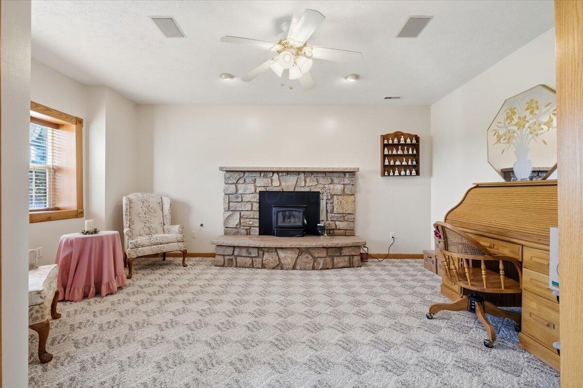 14345 Spohn Road Property Photo 4